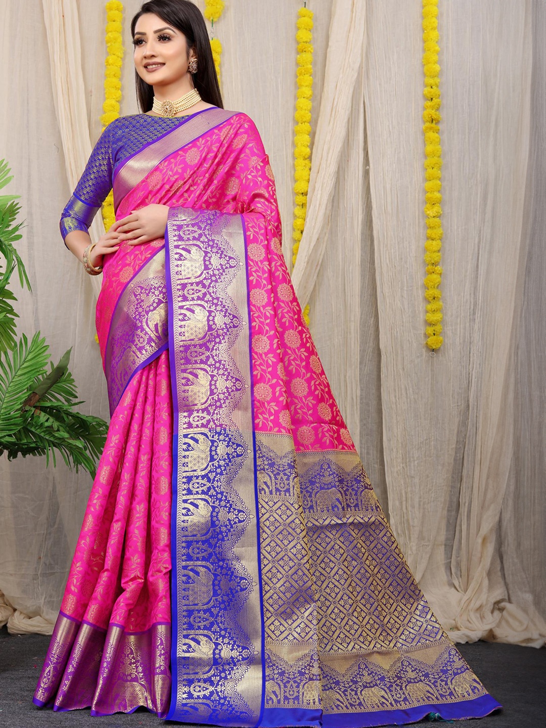 

Royal Rajgharana Saree Woven Design Zari Silk Cotton Kanjeevaram Sarees, Pink