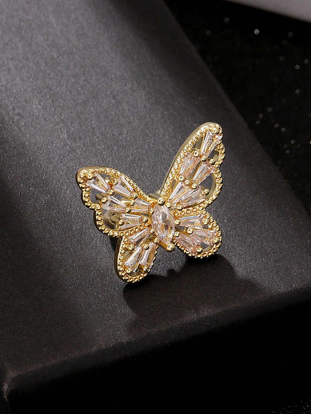 

RARE1STUDIO Gold Plated Cubic Zirconia Finger Ring