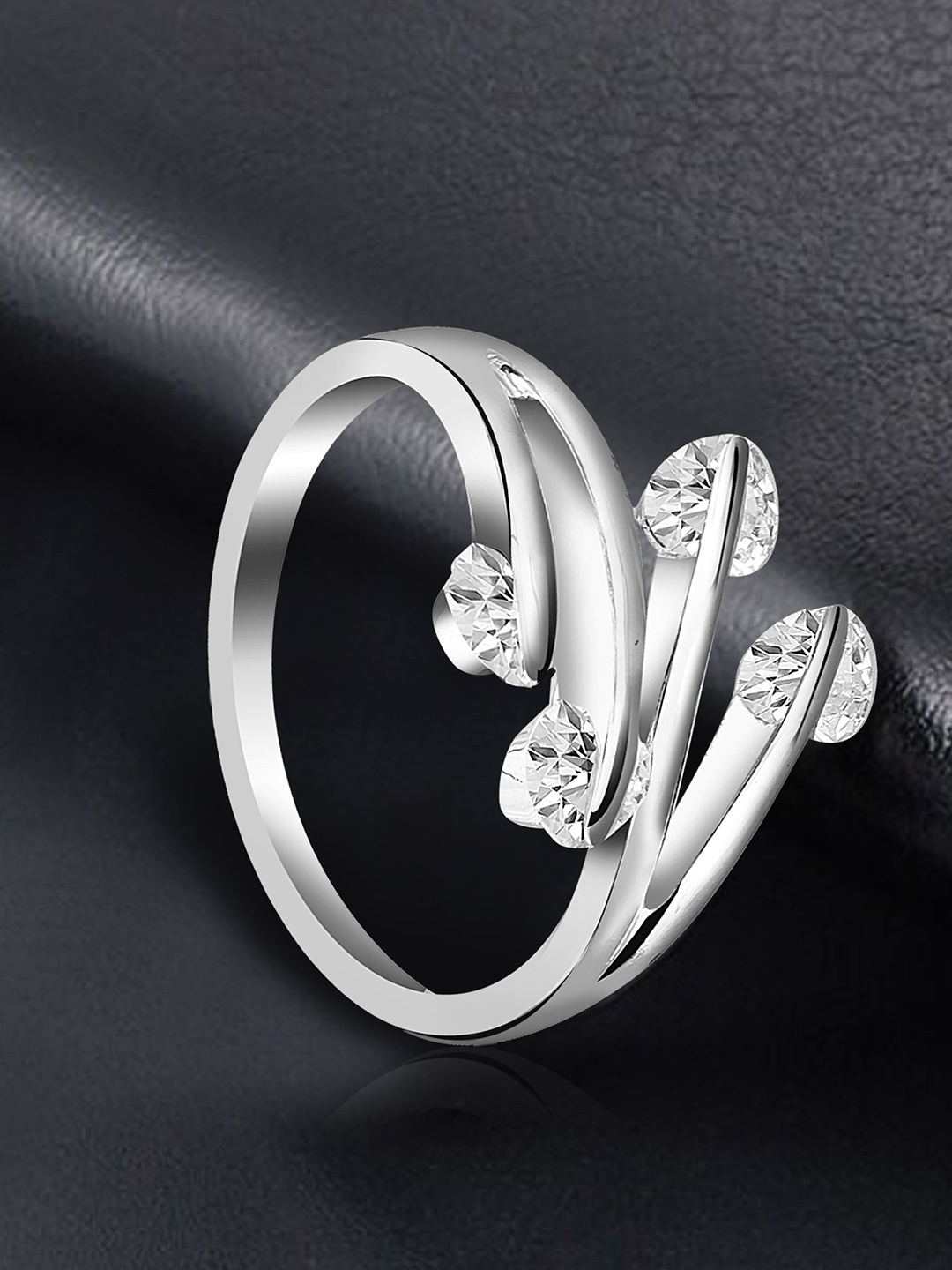 

RARE1STUDIO Silver Plated Cubic Zirconia Finger Ring