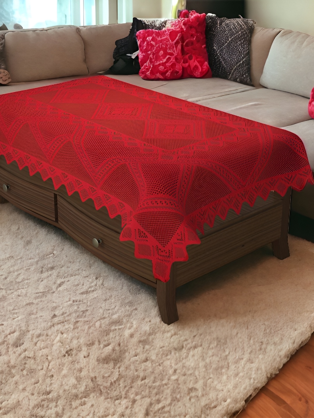 

BIGGER FISH Maroon Cotton 4-Seater Table Cover