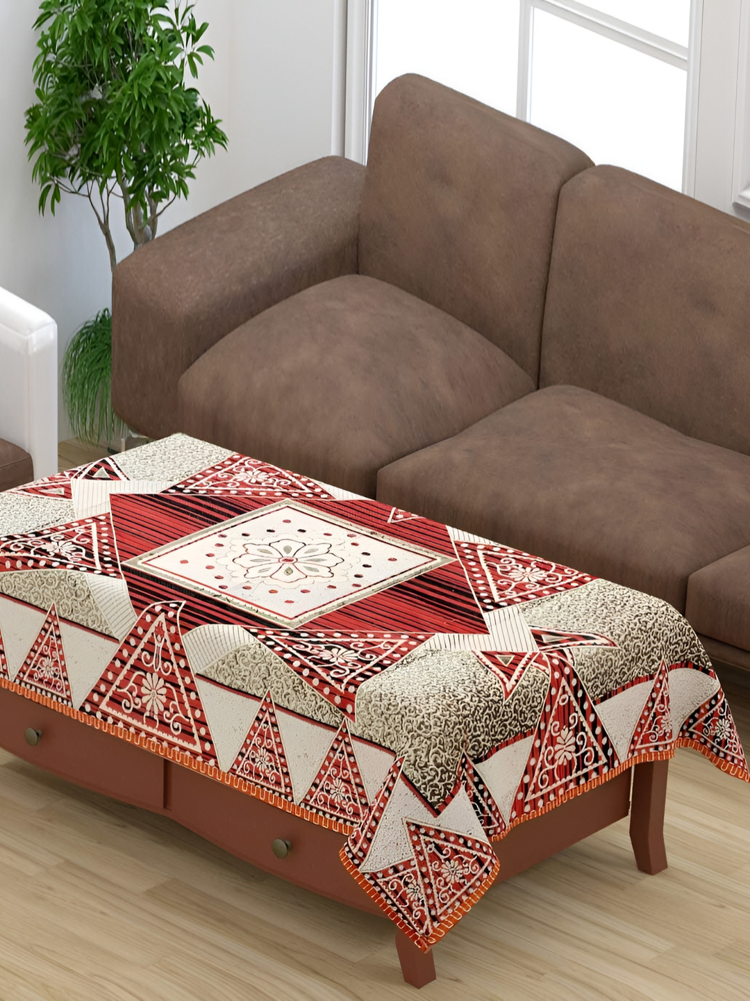 

BIGGER FISH Red & Beige Geometric Printed Cotton 4-Seater Table Cover