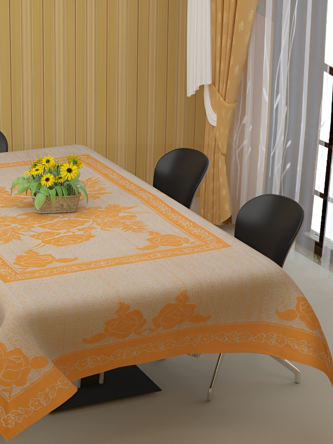 

BIGGER FISH Gold-Toned Floral self Design Cotton 6-Seater Table Cover