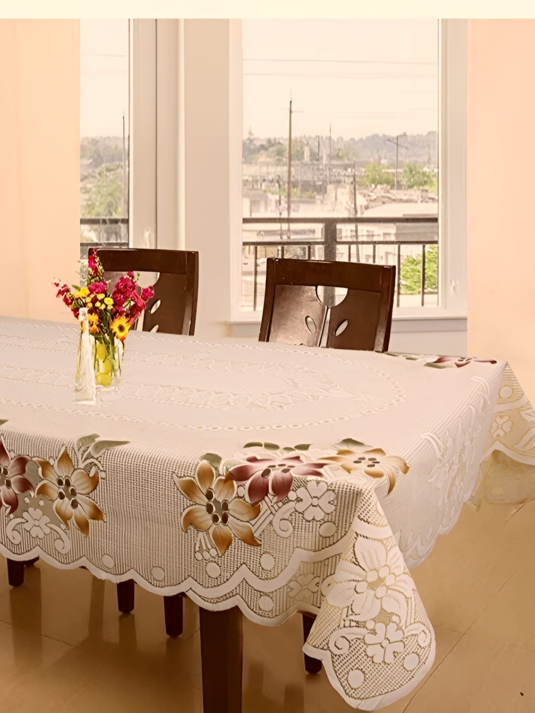 

BIGGER FISH Brown Floral self Design Cotton 6 Seater Table Cover