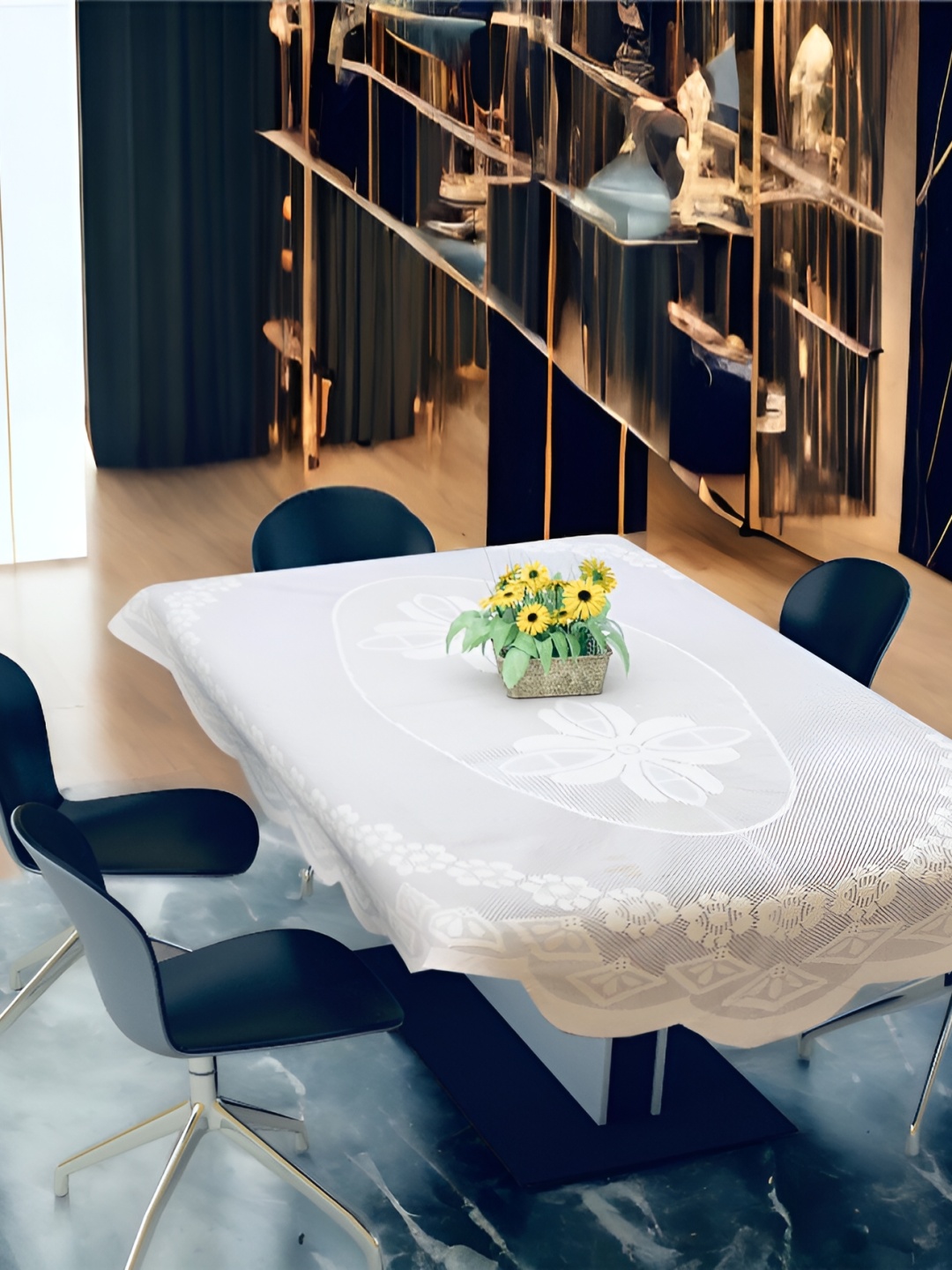 

BIGGER FISH White Cotton 6-Seater Table Cover
