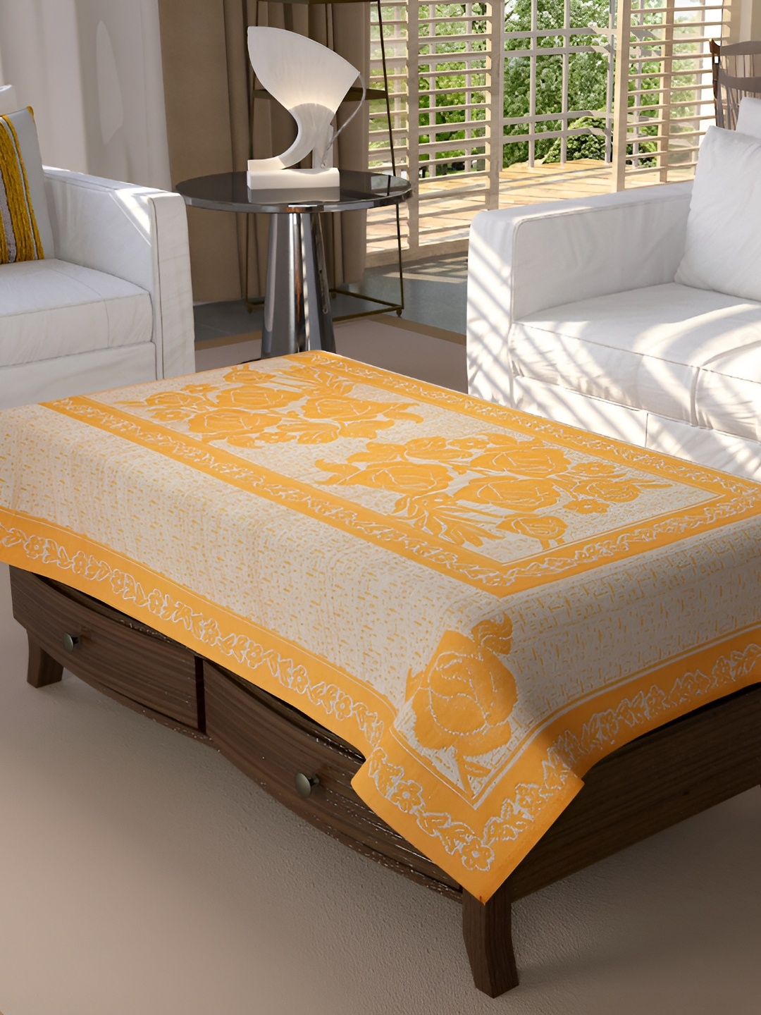 

BIGGER FISH Beige & White Floral Cotton 4-Seater Table Cover