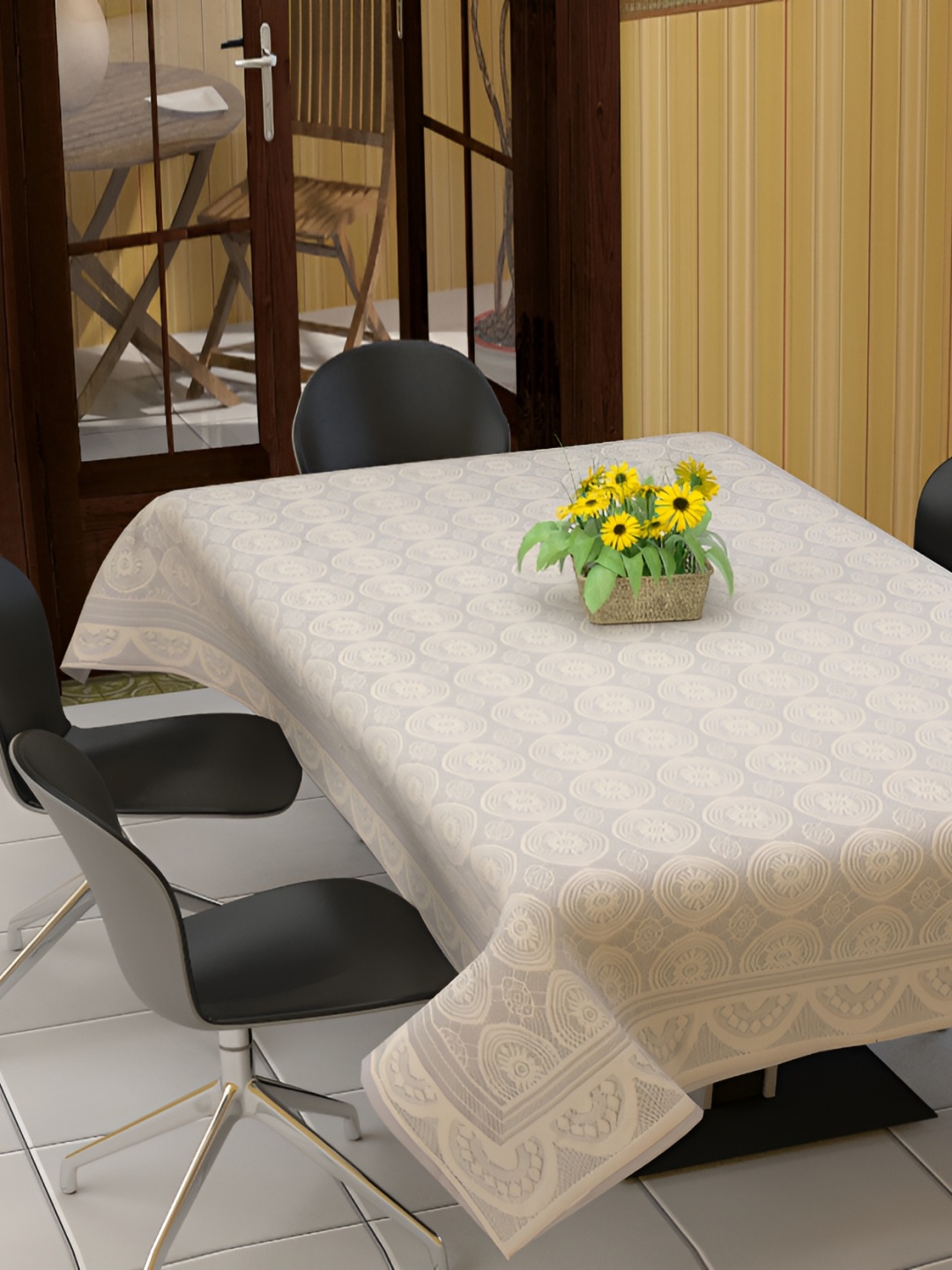 

BIGGER FISH Beige Floral self Design Cotton 6 Seater Table Cover