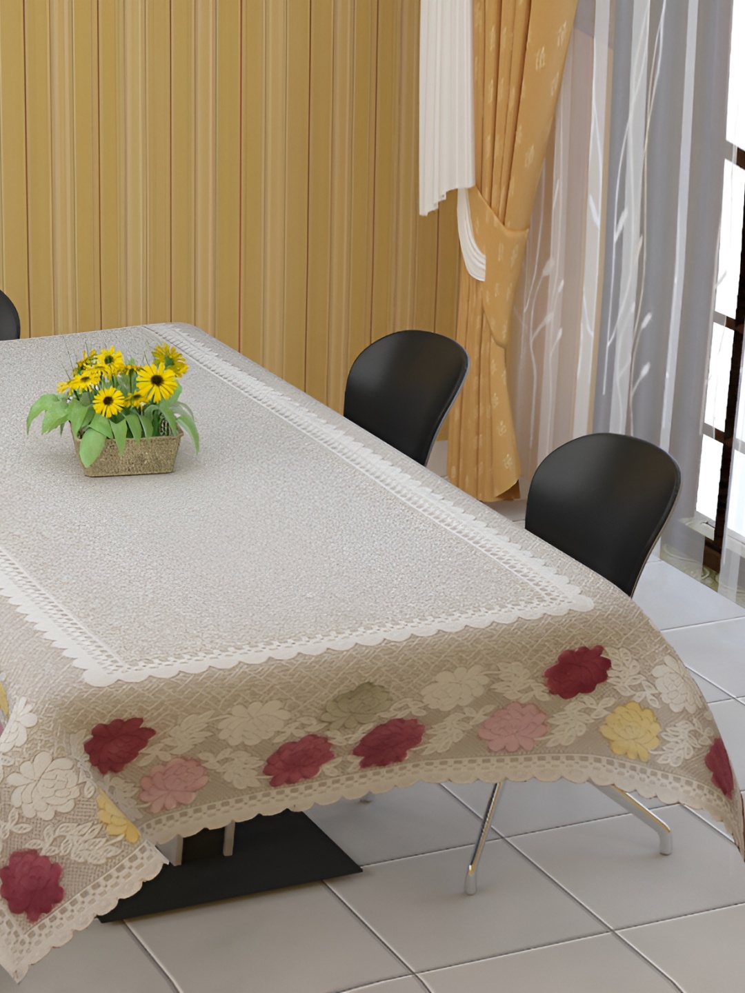 

BIGGER FISH Beige Cotton 6-Seater Table Cover