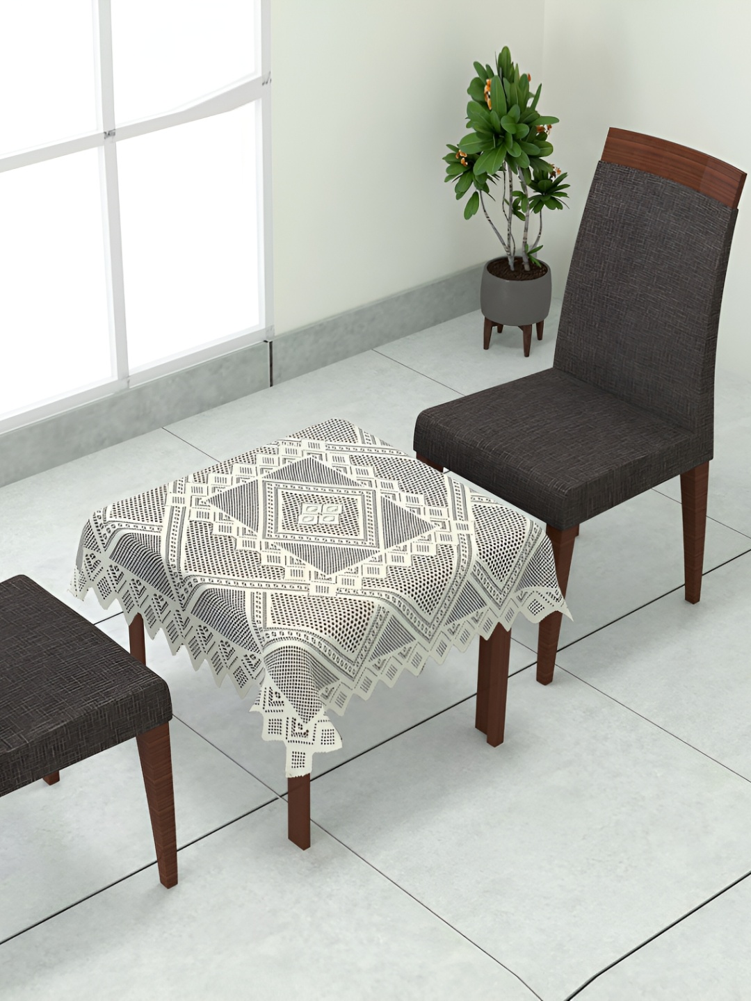 

BIGGER FISH Beige Ethnic Motifs Square Cotton 2-Seater Table Cover