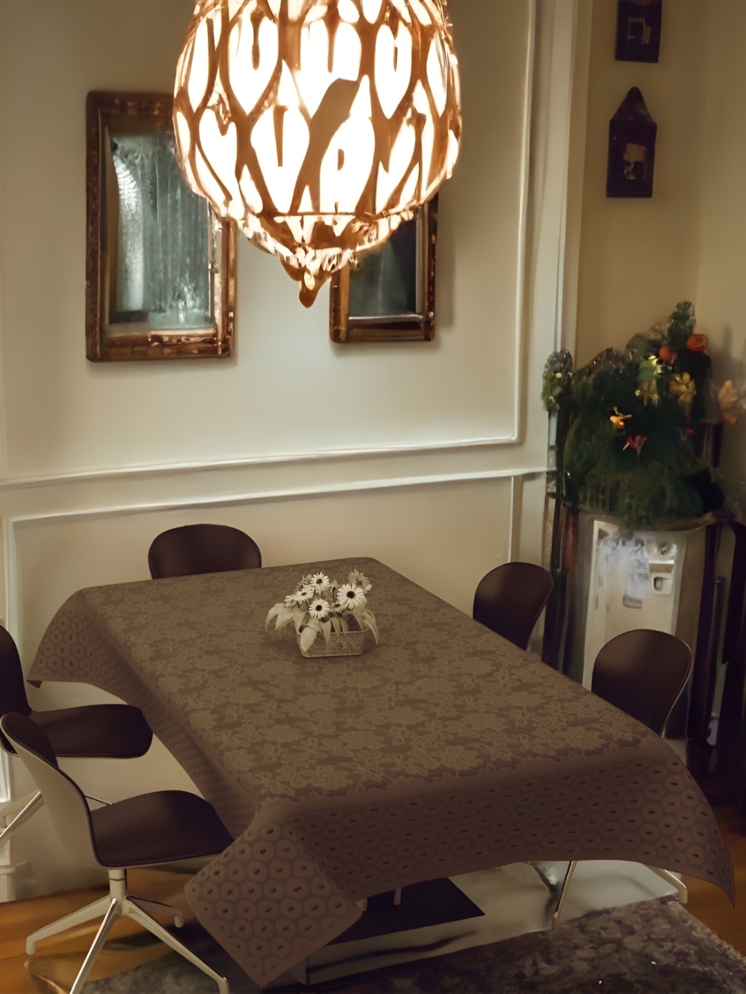 

BIGGER FISH Brown Floral Cotton 6-Seater Table Cover