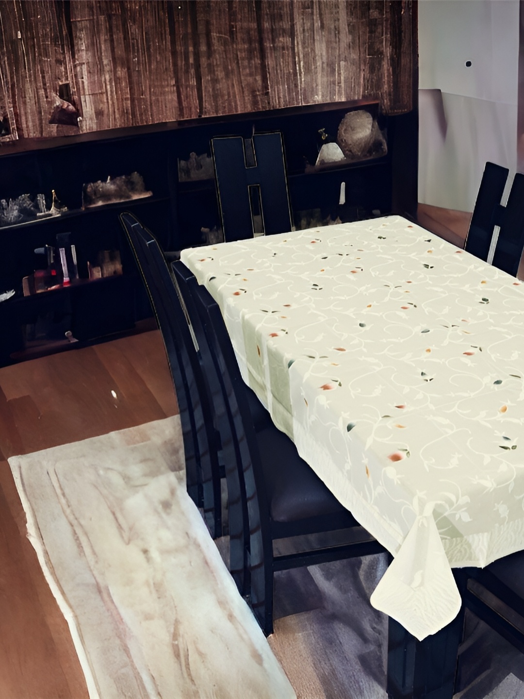 

BIGGER FISH Cream & Green Floral Rectangle Cotton 6-Seater Table Cover
