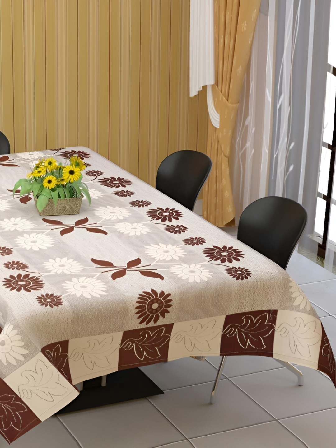 

BIGGER FISH Brown & White Cotton 6-Seater Table Cover