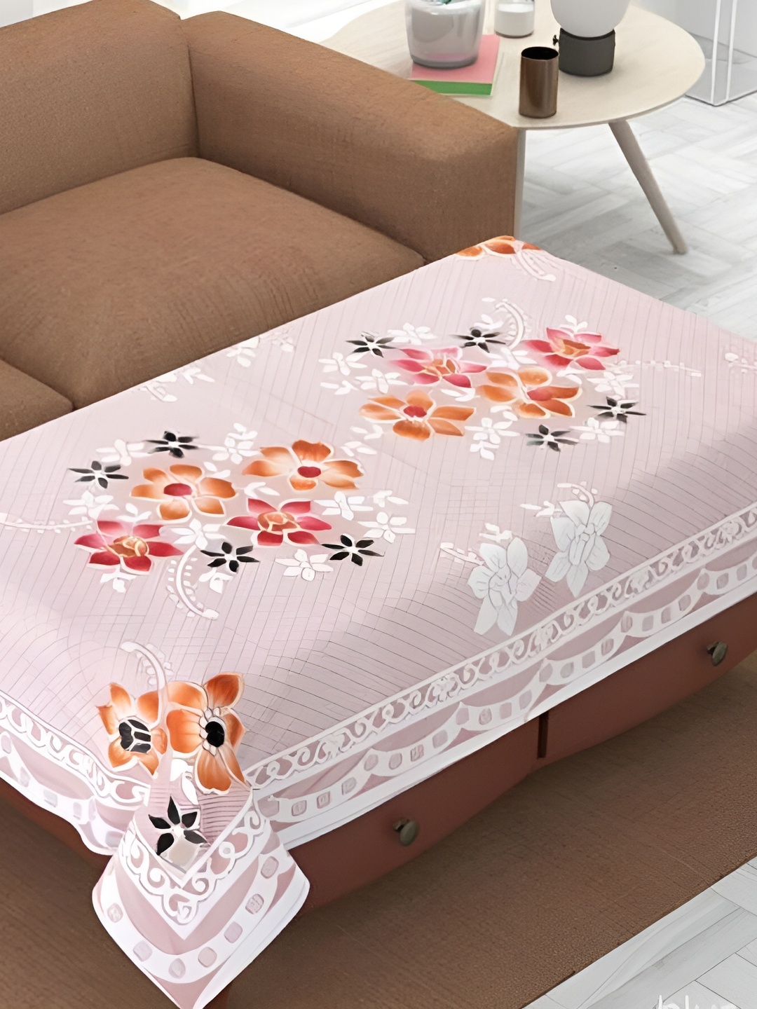

BIGGER FISH Beige Floral Embroidered Cotton 4-Seater Table Cover