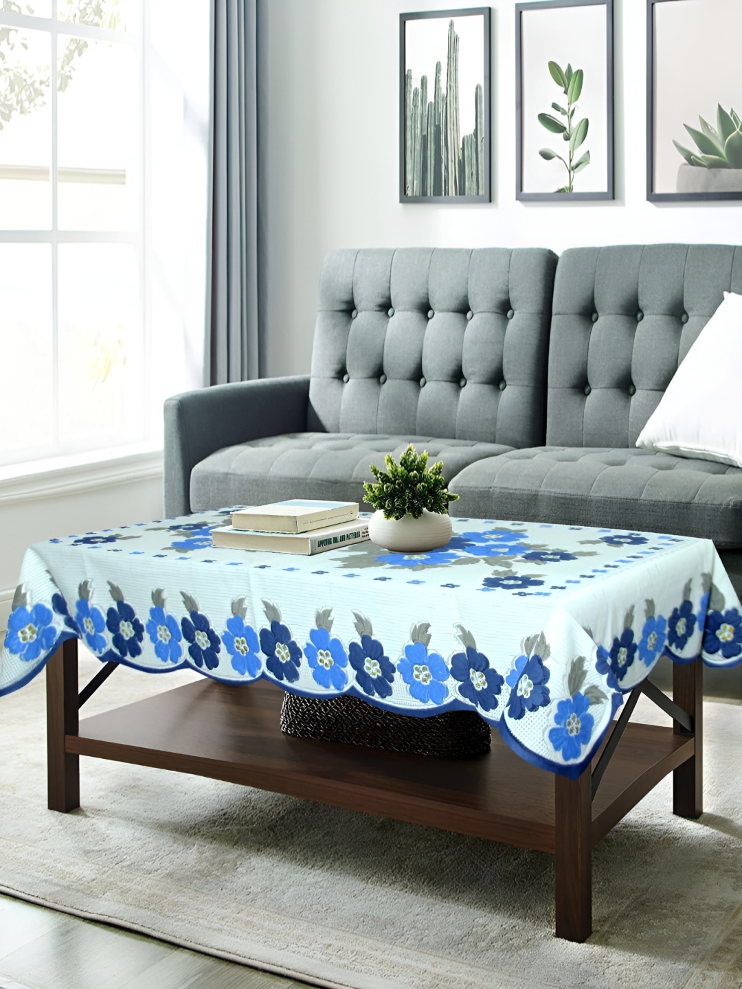 

BIGGER FISH Blue and Green Cotton 4-Seater Table Cover