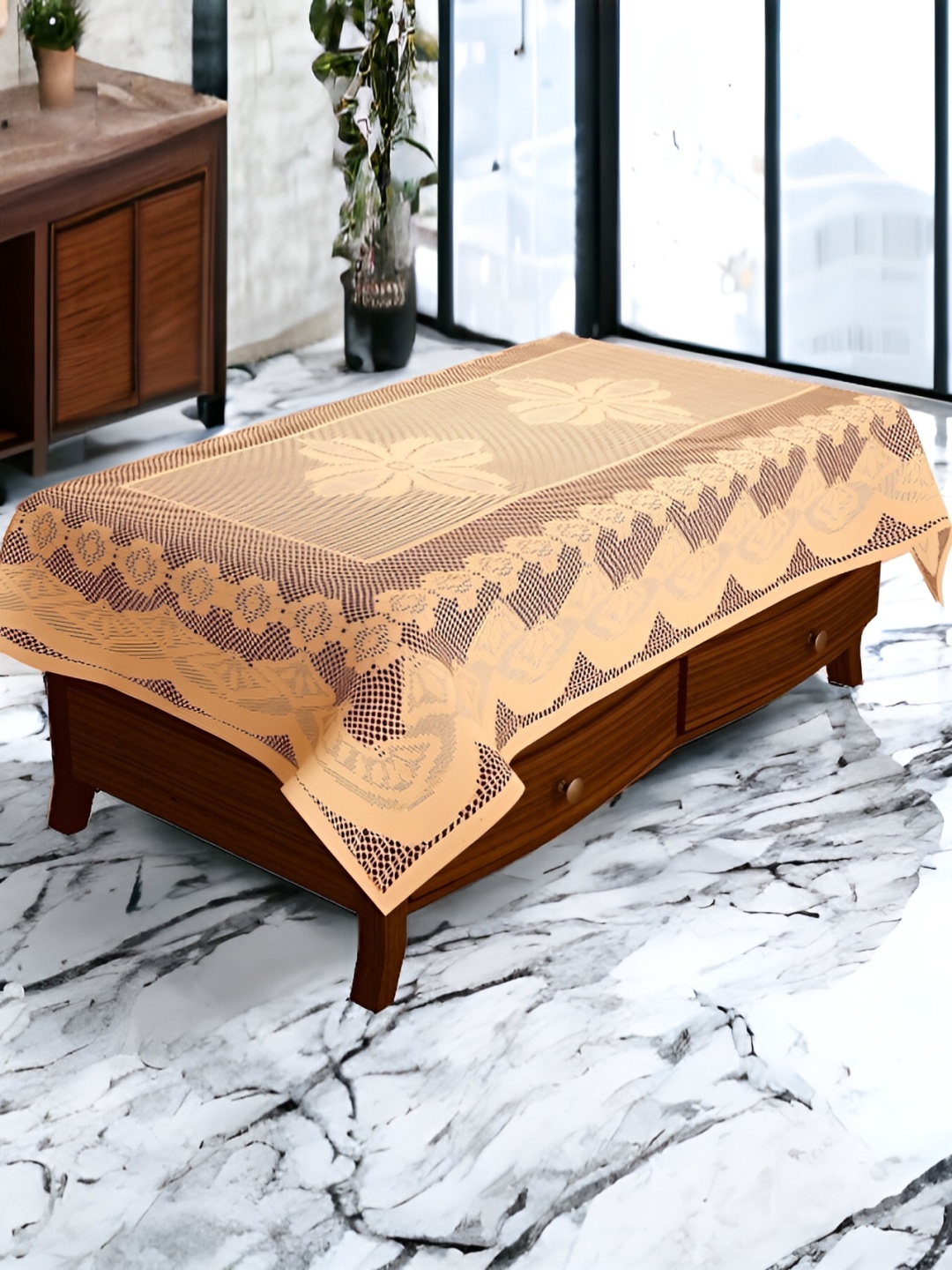 

BIGGER FISH Gold-Toned Cotton 4 Seater Table Cover