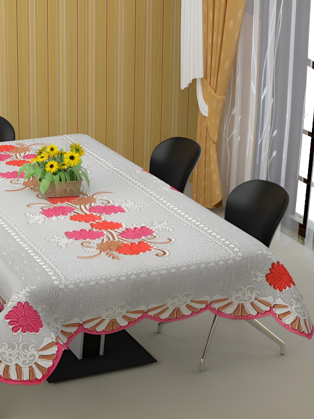 

BIGGER FISH Pink & White Floral Cotton 6-Seater Table Cover