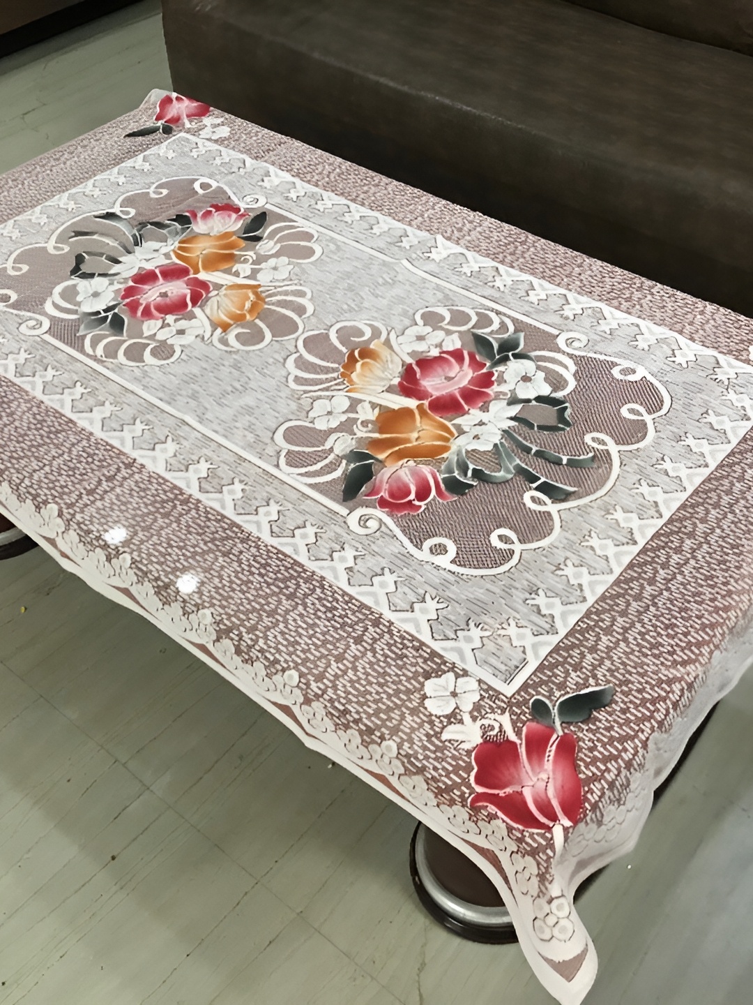 

BIGGER FISH Brown & White Rectangle Cotton 4-Seater Table Cover