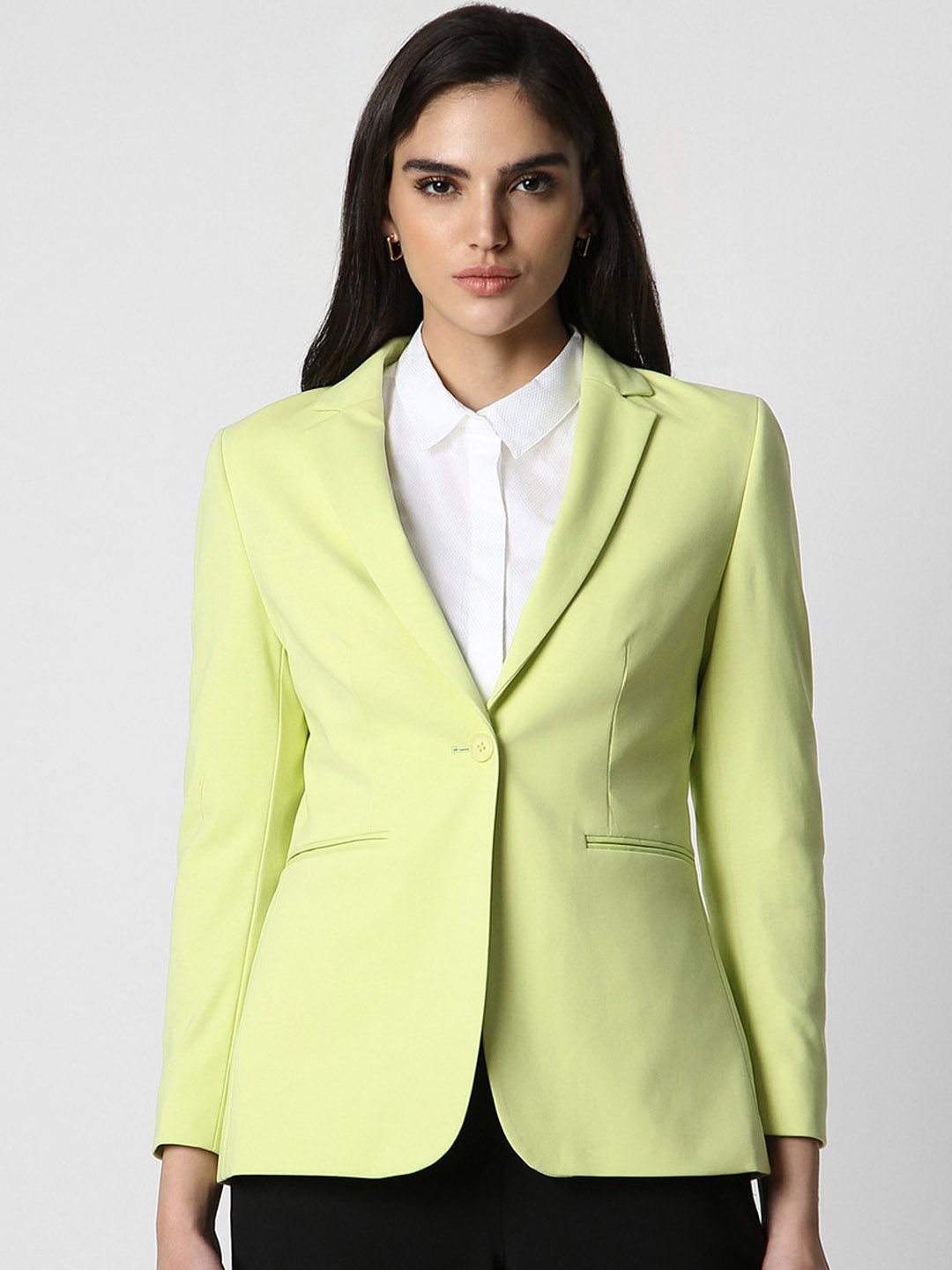 

Van Heusen Woman Slim-Fit Single-Breasted Formal Blazer, Green