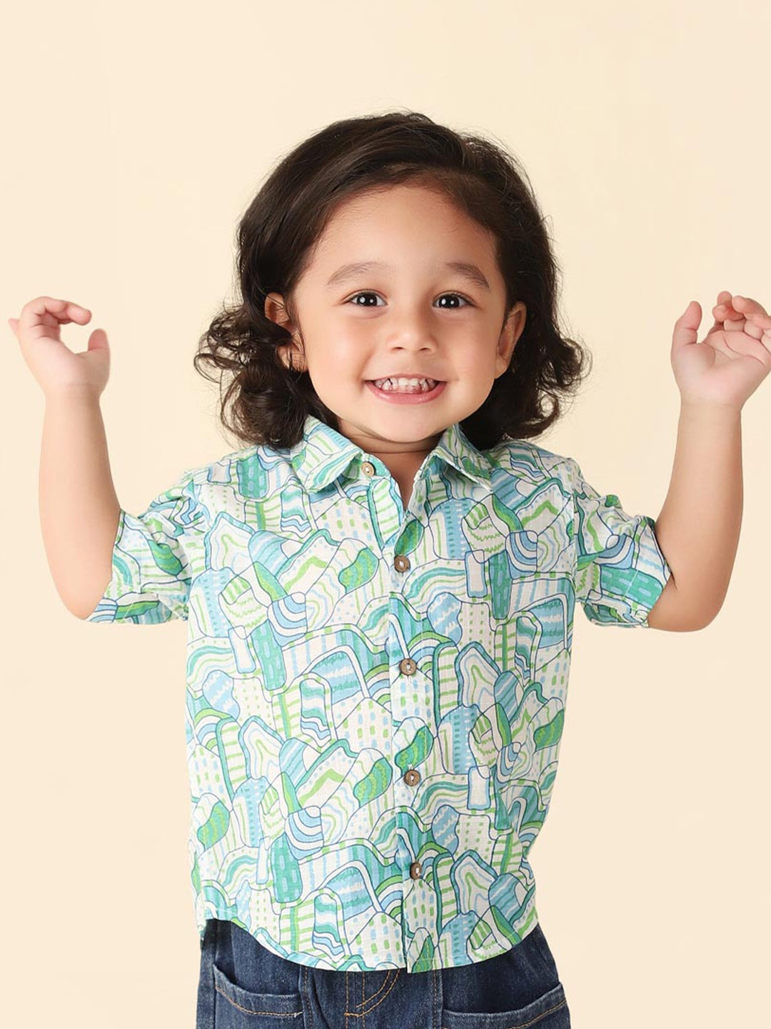 

Fabindia Boys Abstract Printed Cotton Spread Collar Curved Casual Shirt, Blue