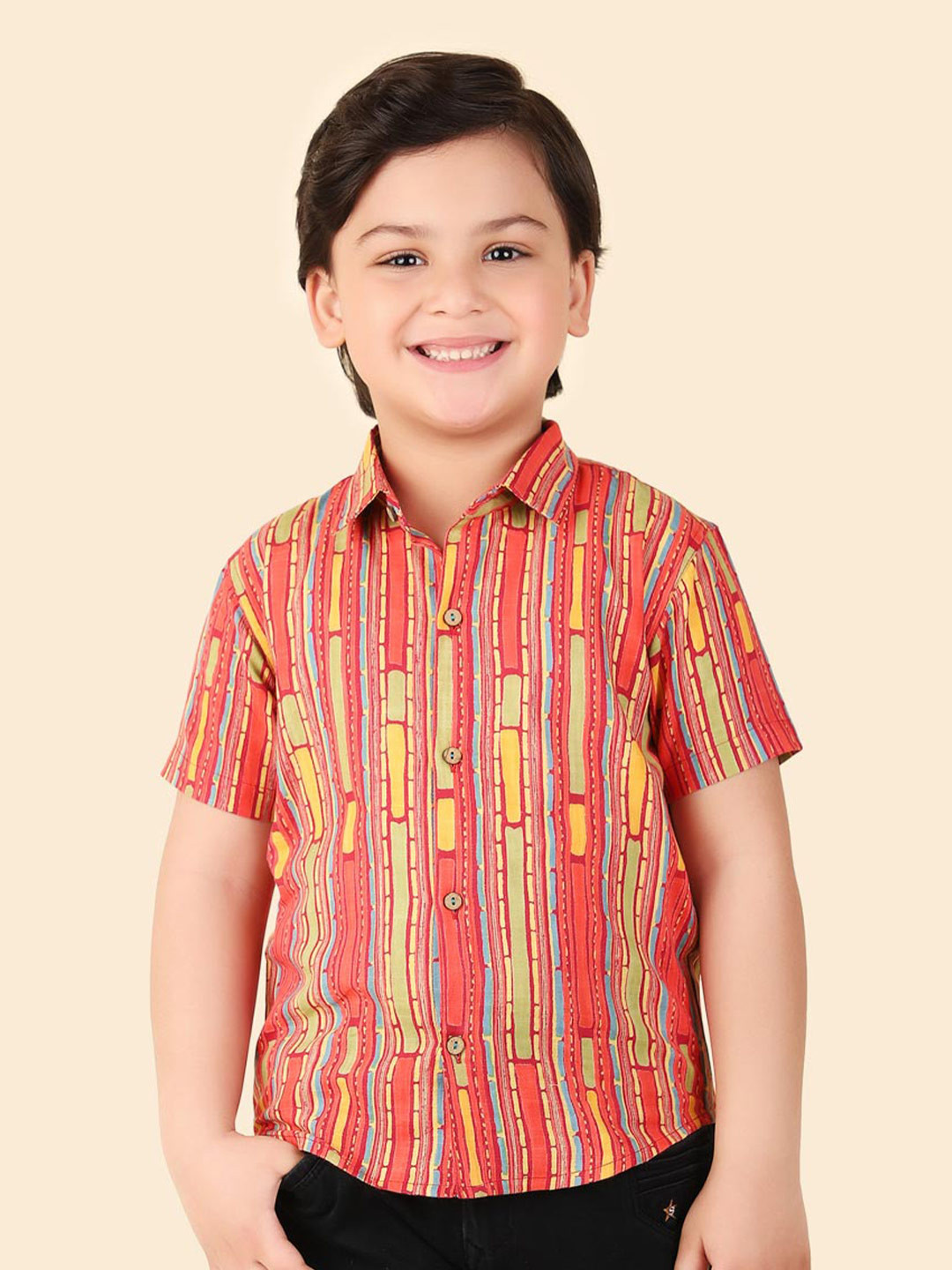 

Fabindia Boys Abstract Printed Spread Collar Regular Sleeve Cotton Shirt, Red