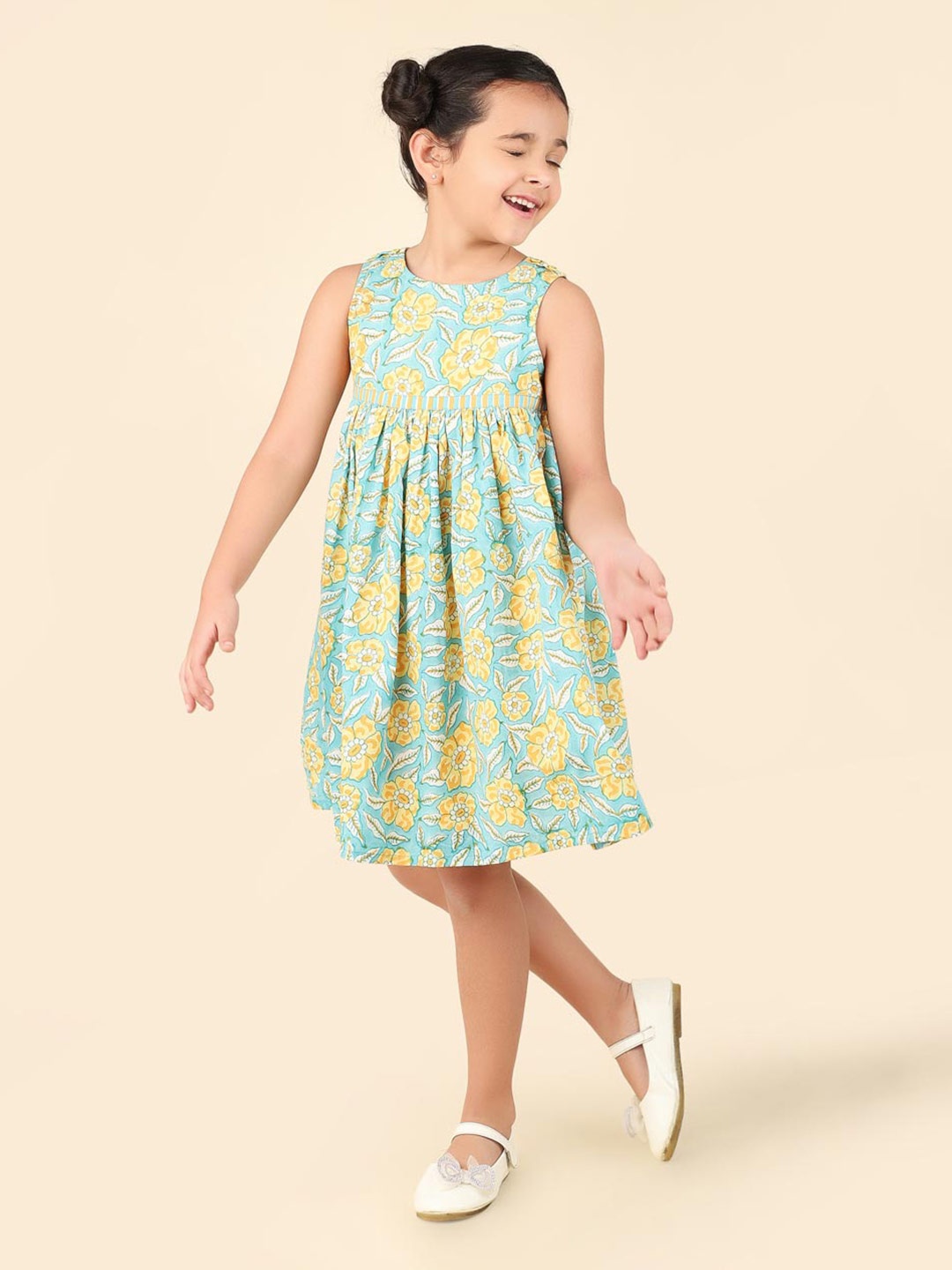 

Fabindia Girls Floral Printed Cotton A-Line Dress, Blue