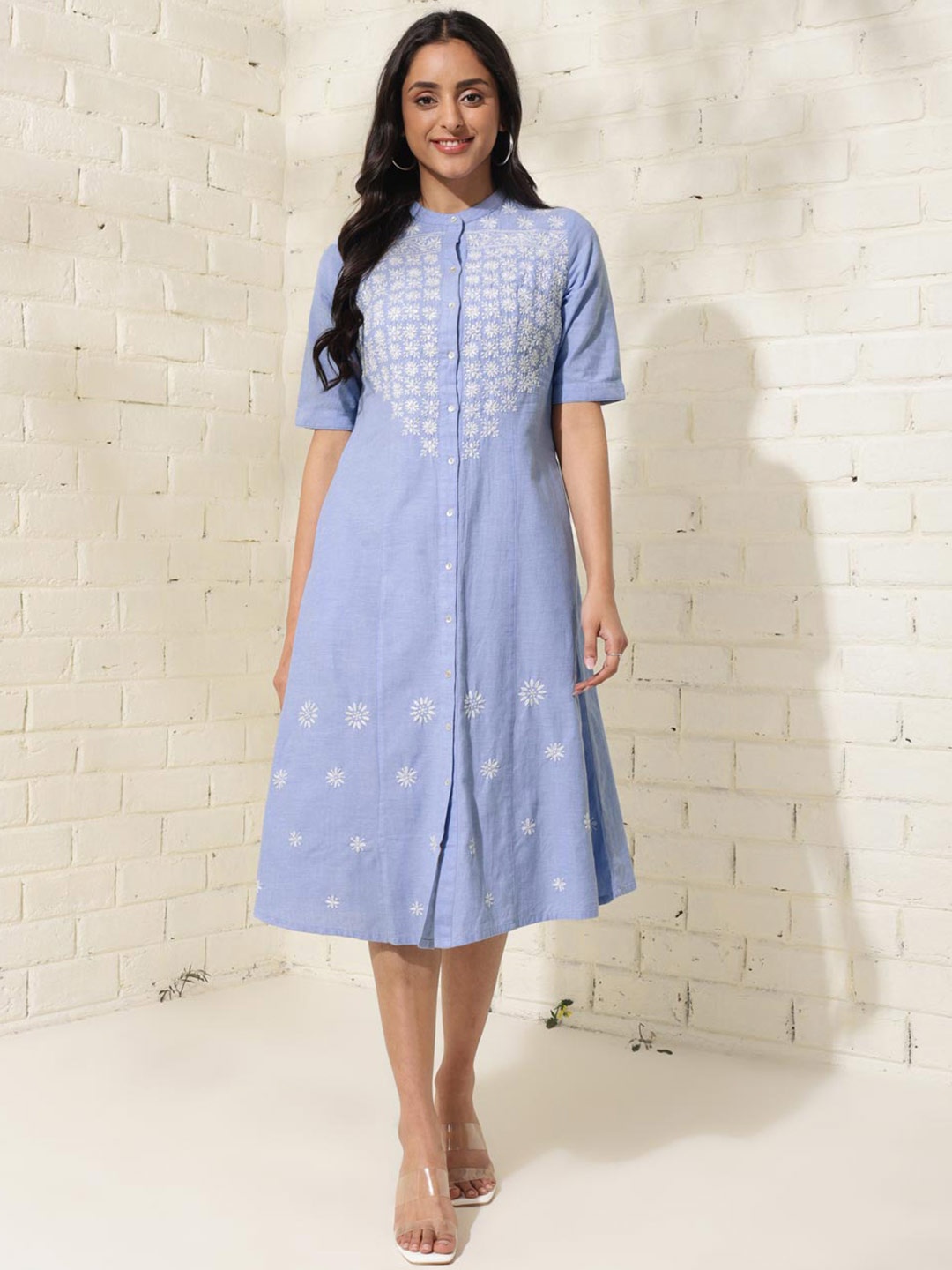 

Fabindia Floral Embroidered Chikankari Round Neck Cotton A-Line Midi Dress, Blue