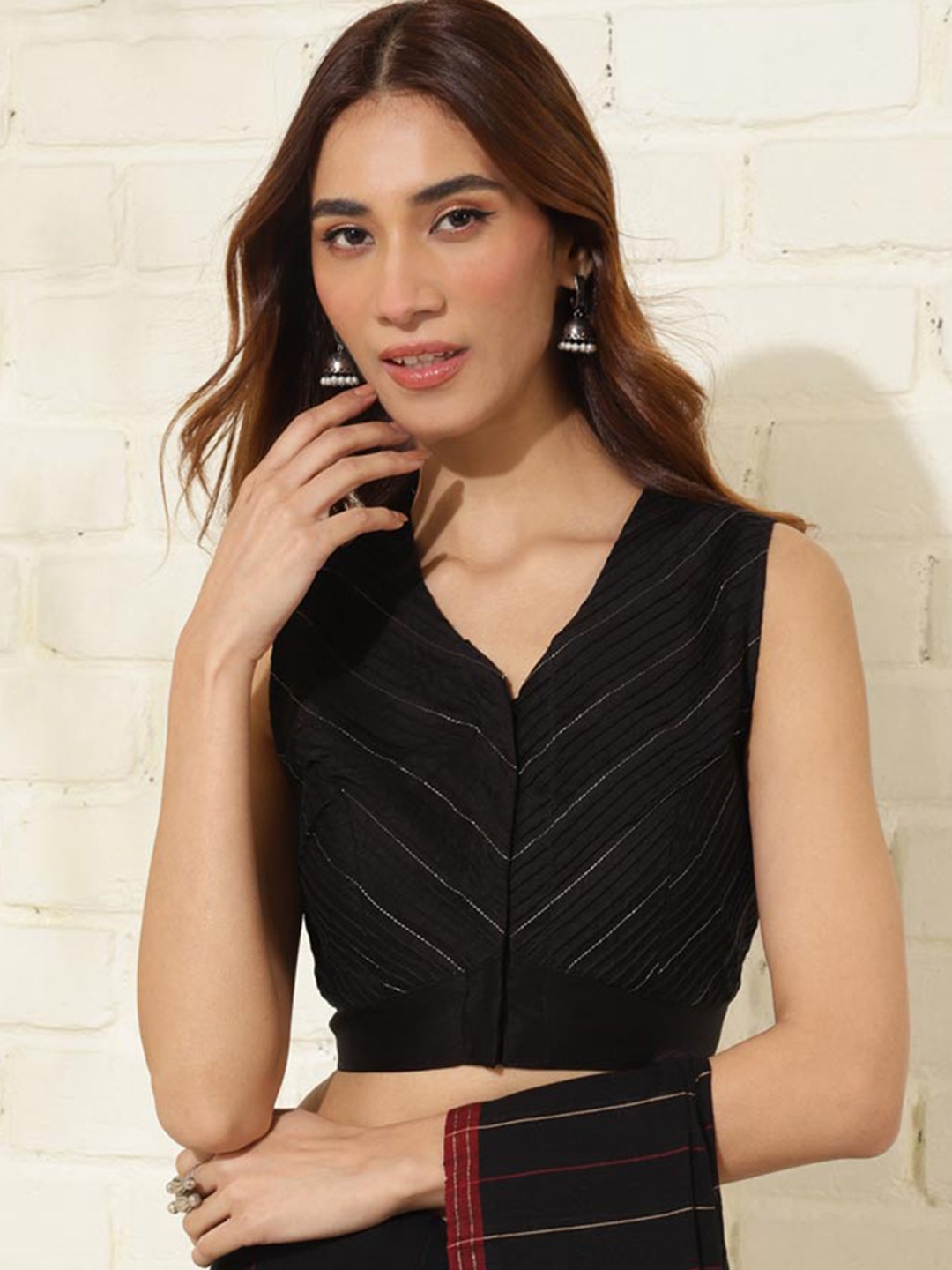 

Fabindia Woven Design V-Neck Sleeveless Cotton Silk Saree Blouse, Black