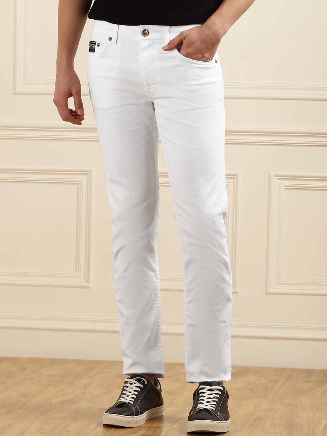 

Versace Jeans Couture Men Slim Fit Clean Look Cotton Jeans, White