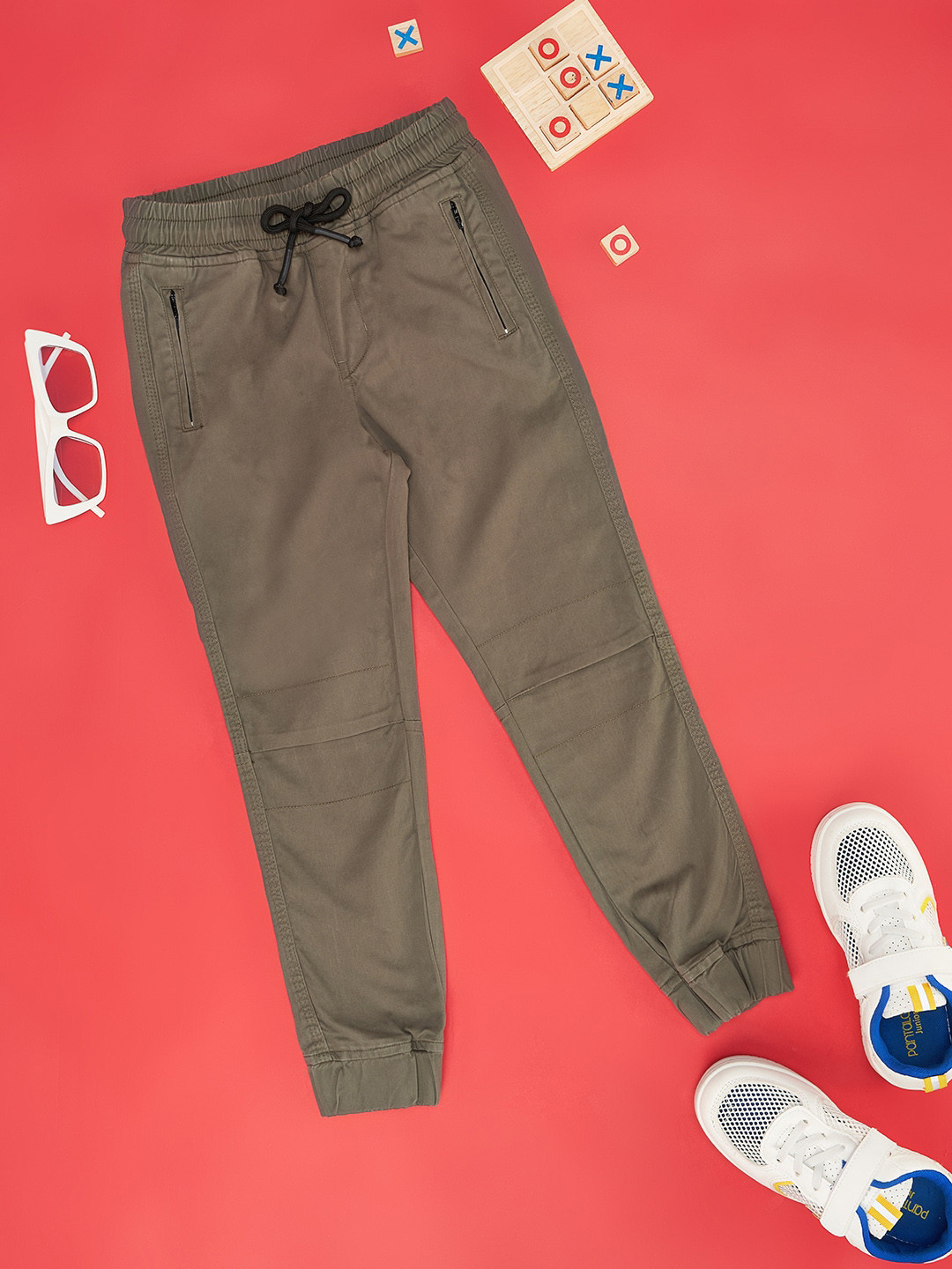 

YU by Pantaloons Boys Mid Rise Joggers, Olive