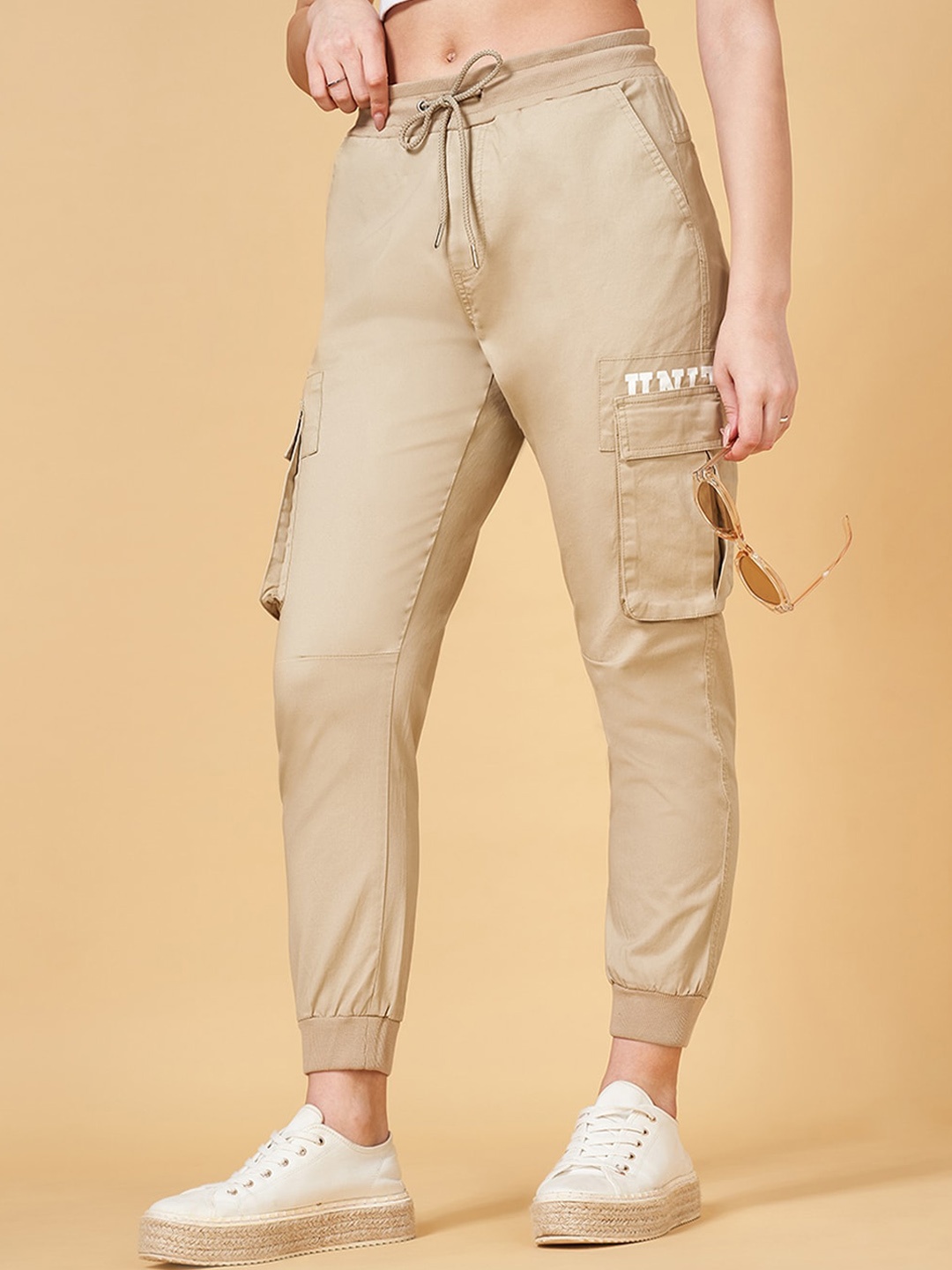 

YU by Pantaloons Women Relaxed-Fit Mid-Rise Joggers, Beige