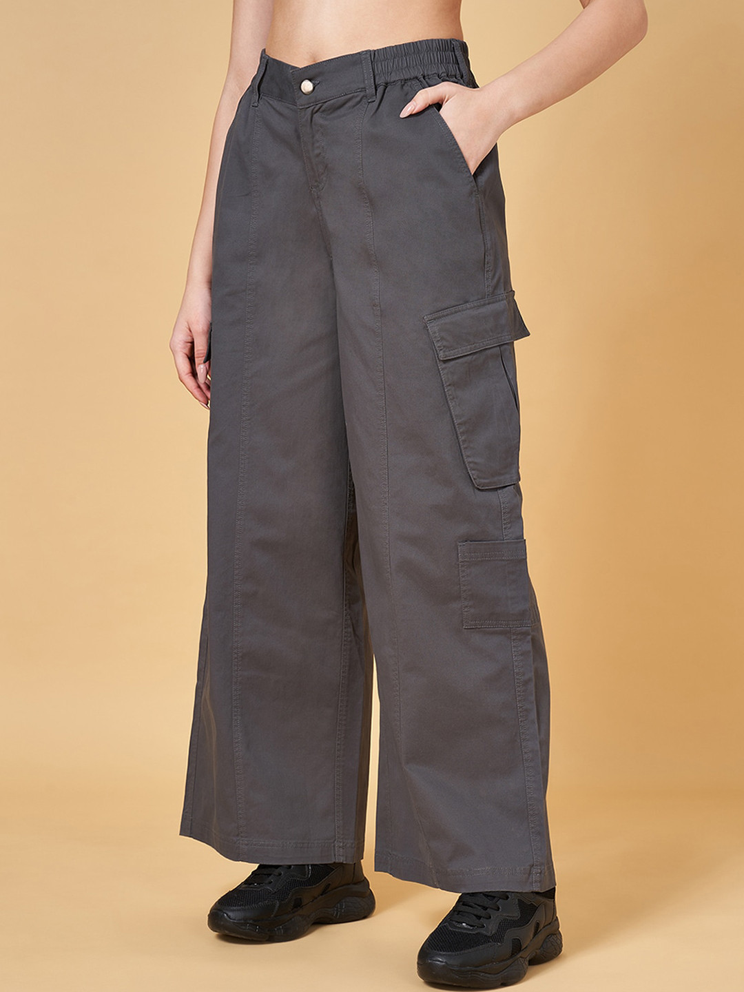 

YU by Pantaloons Women Relaxed-Fit Cotton Track Pants, Grey
