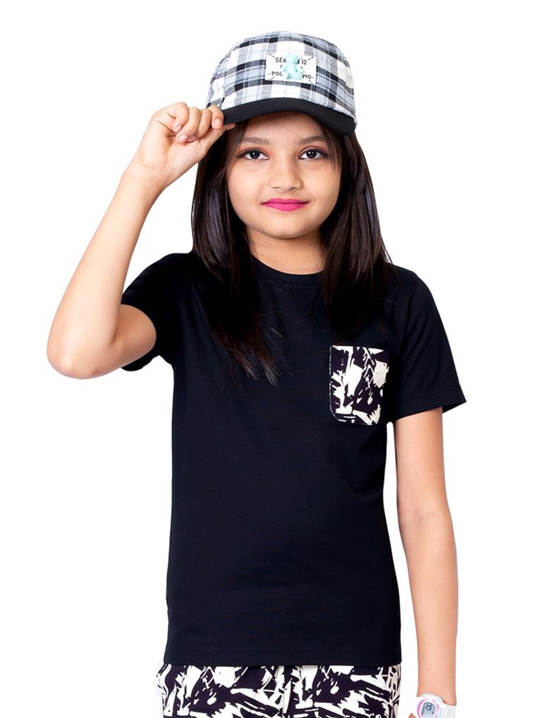 

ONE SKY Kids Printed T-shirt with Short, Black