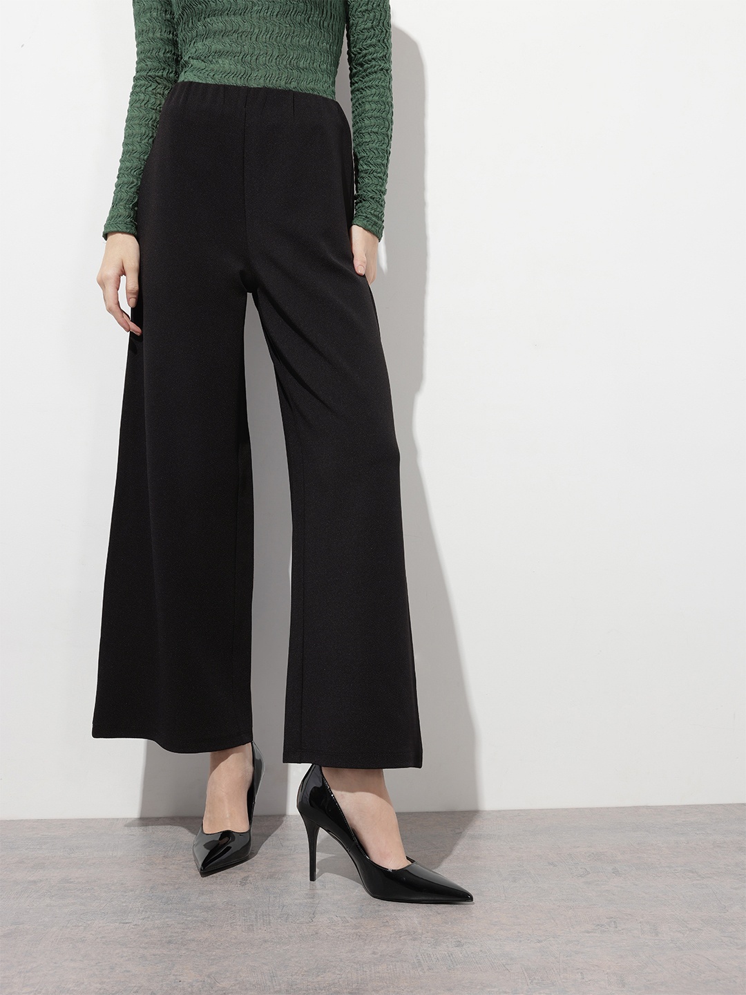 

DressBerry Retro Revival Wide Leg Trousers, Black