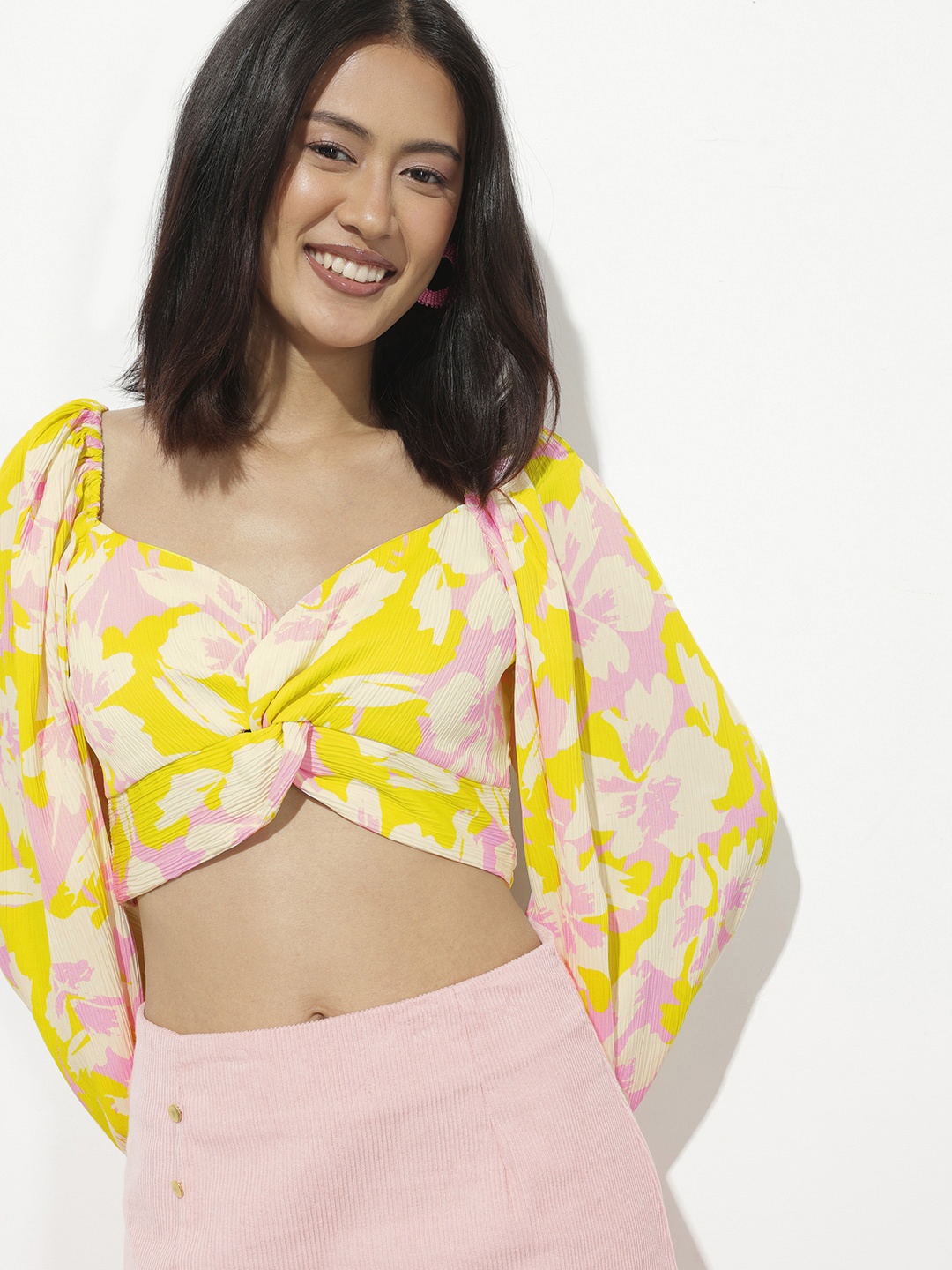 

DressBerry Victorian Romance Twisted Crop Top, Lime green