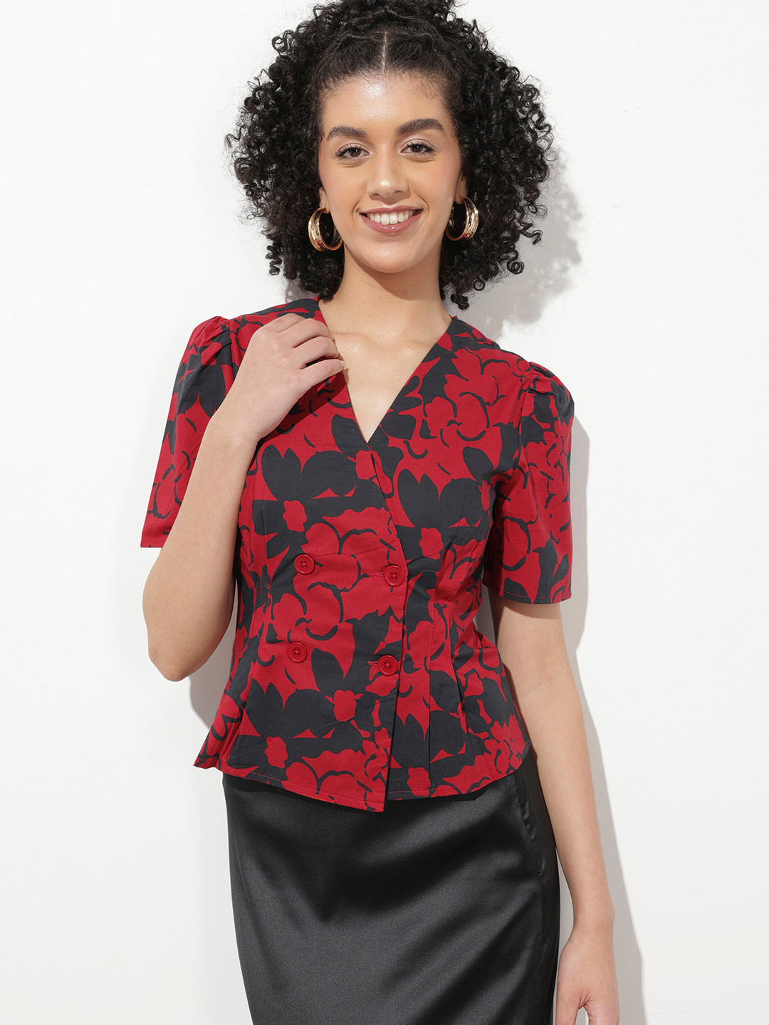 

DressBerry Fierce Floral Double Breasted Top, Black
