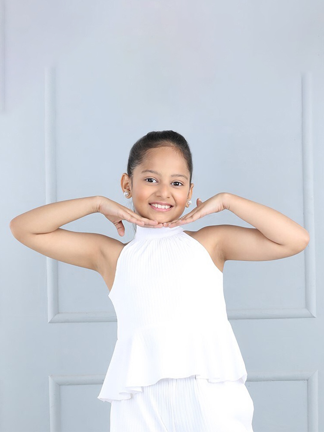 

AWW HUNNIE Girls Halter Neck Peplum Top, White