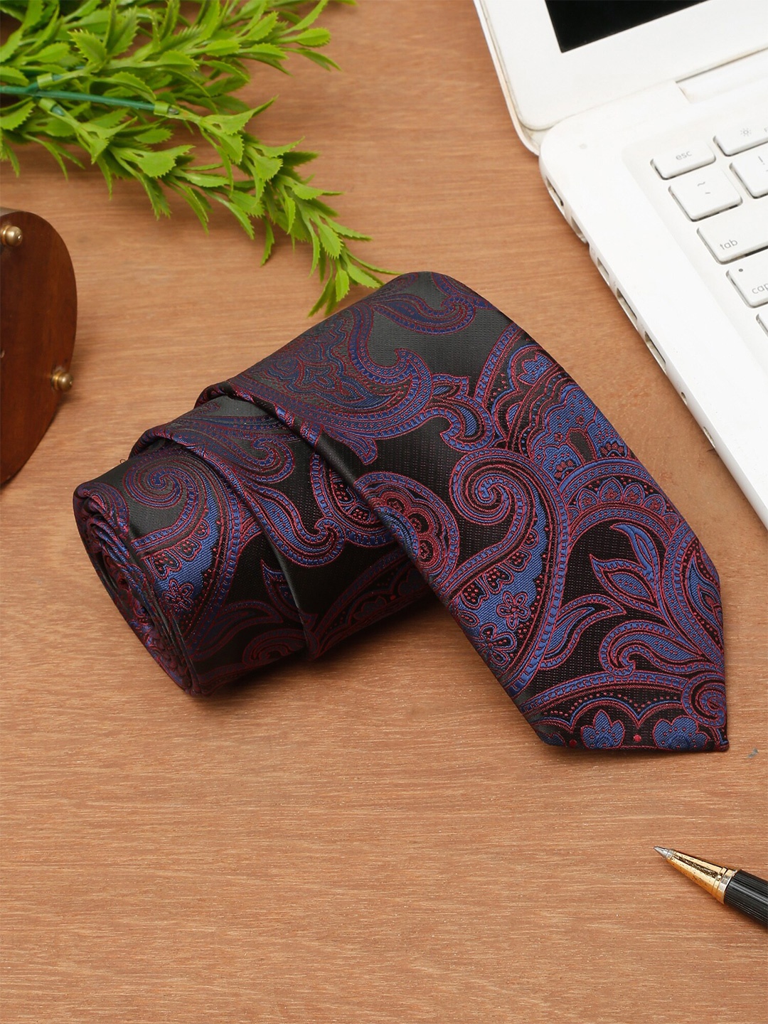 

Cantabil Men Woven Design Broad Tie, Maroon