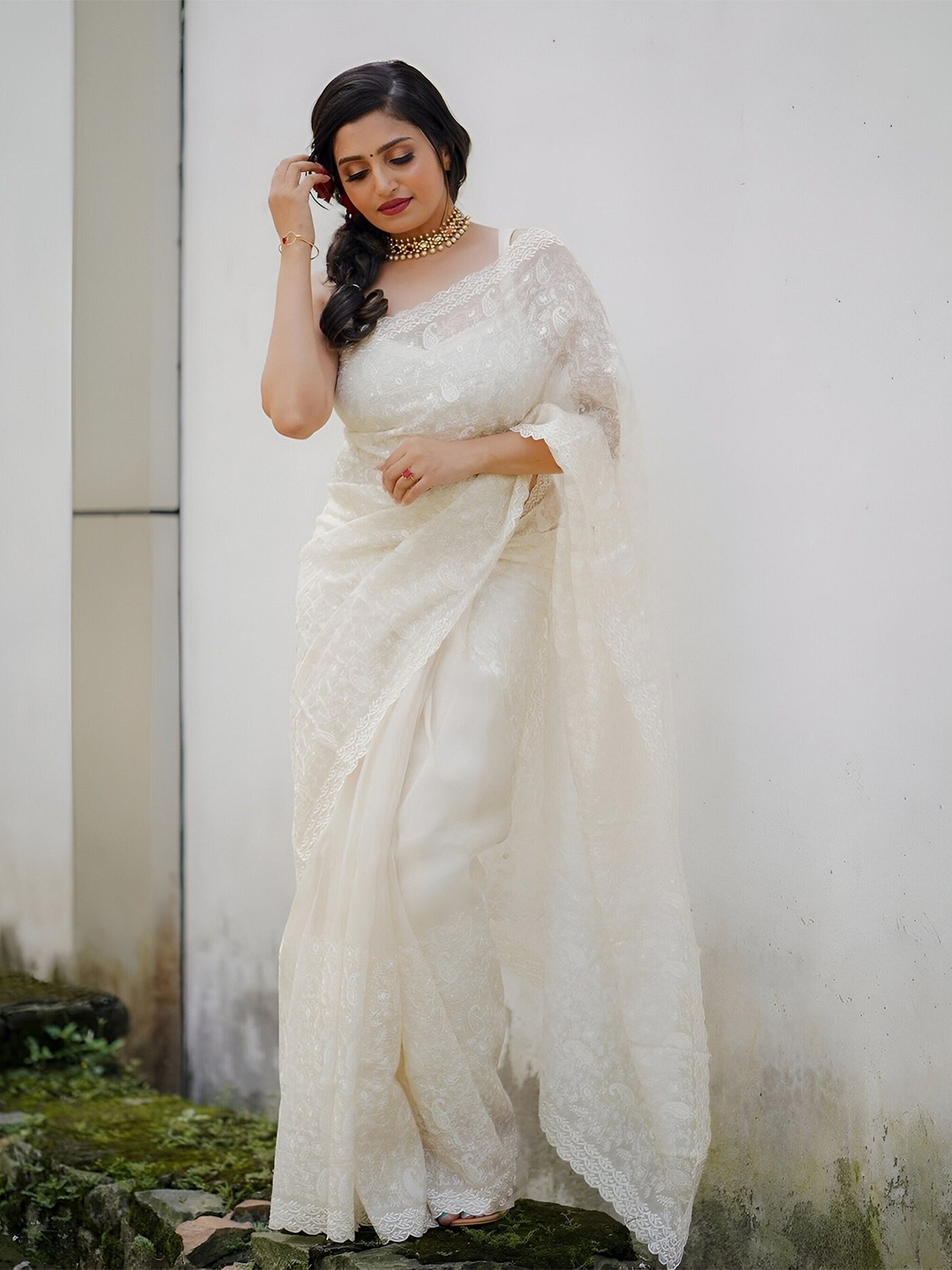 

Anouk Ethnic Motifs Embroidered Saree, White