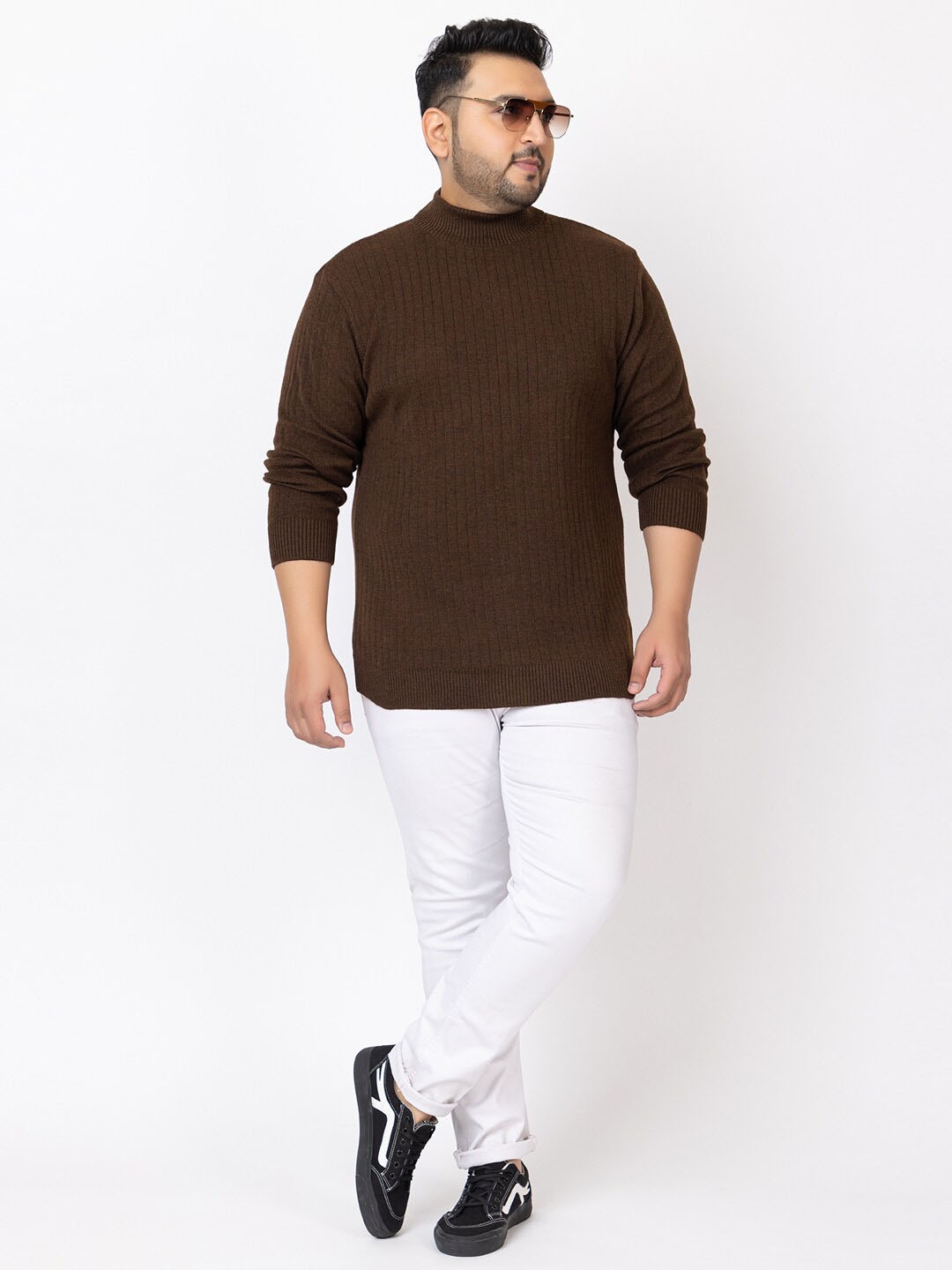 

KVETOO Plus Size Turtle Neck Pullover Sweater, Brown