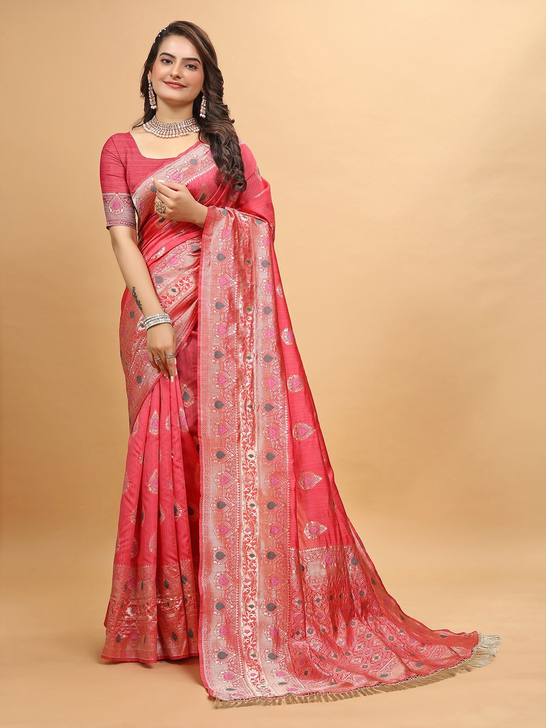 

Aagiri Ethnic Motifs Woven Design Zari Art Silk Banarasi Saree, Pink