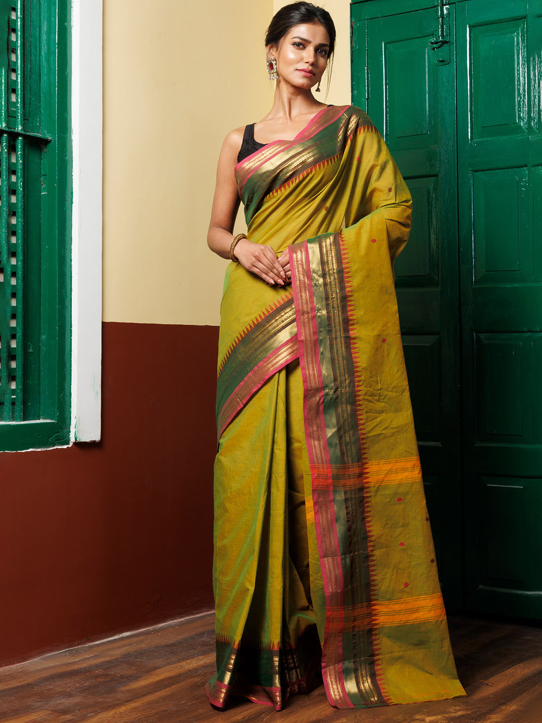 

Unnati Silks Woven Design Zari Pure Cotton Handloom Kanjeevaram Saree, Green