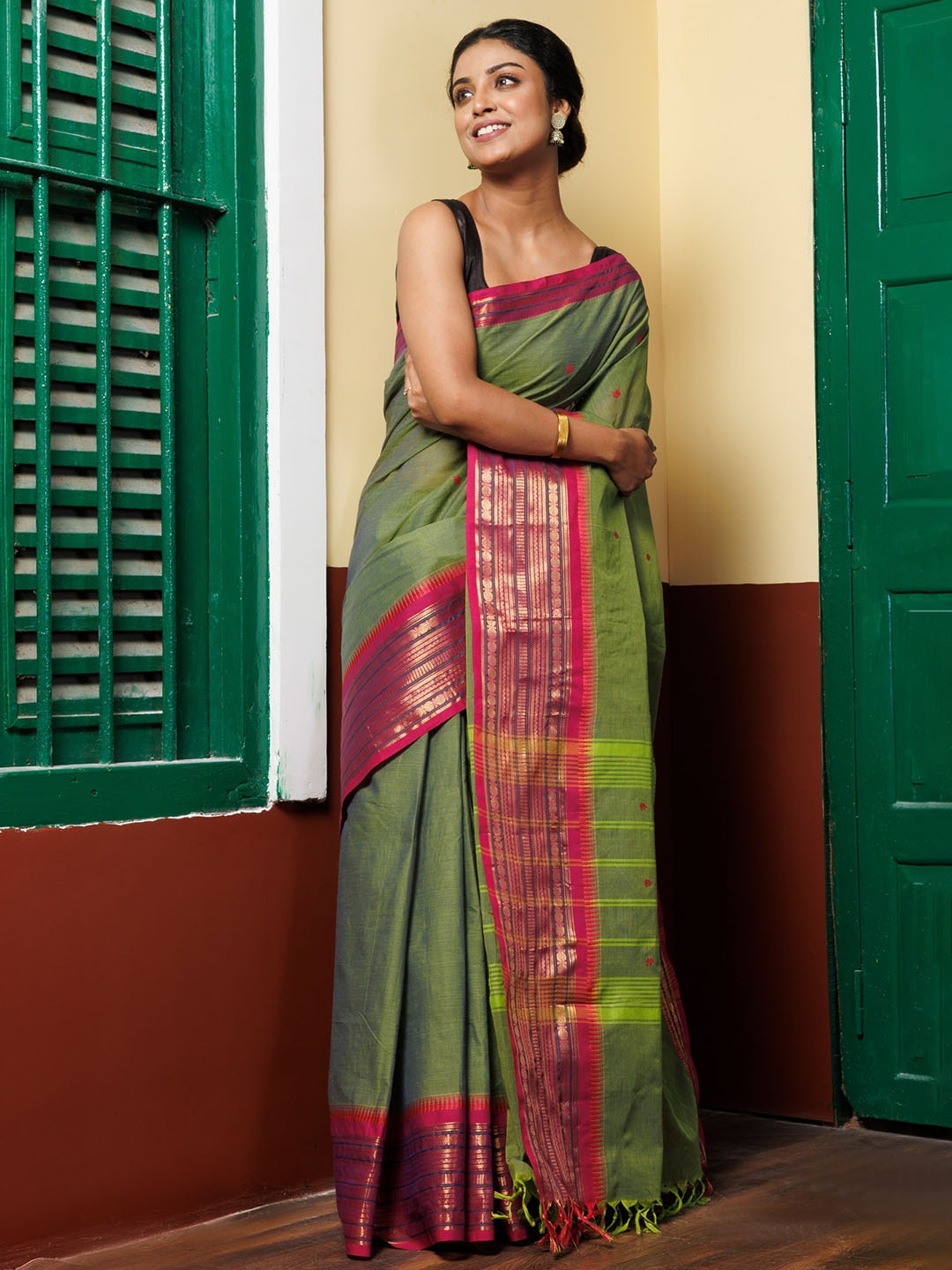 

Unnati Silks Ethnic Motifs Woven Design Zari Pure Cotton Kanjeevaram Saree, Green