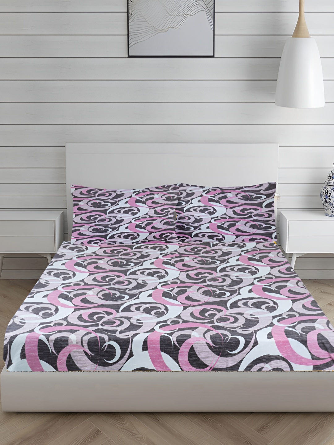 

Innovative Edge Pink & Black Abstract 160 TC Cotton Fitted King Bedsheet & 2 Pillow Covers