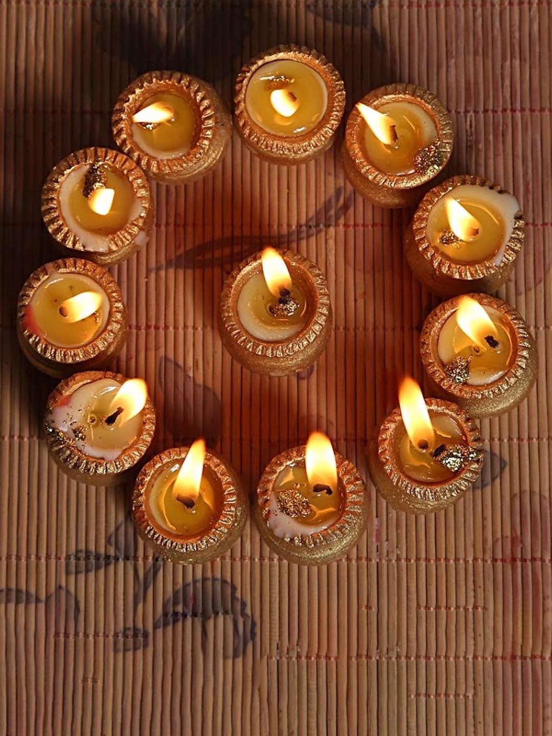 

PUFFSMART Gold-Toned 12 Pieces Matki Diya Candles