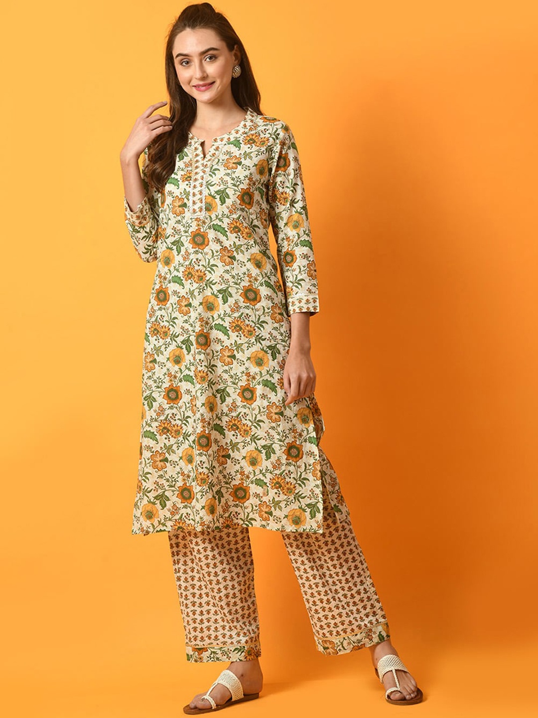 

Myshka Floral Printed Regular Pure Cotton Kurta with Palazzos, Cream
