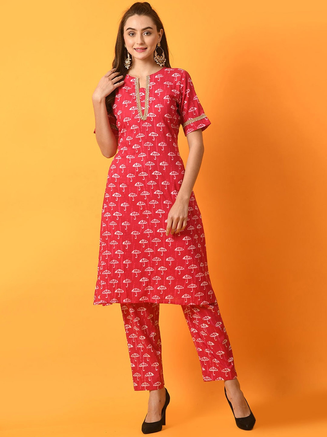 

Myshka Printed Regular Pure Cotton Kurta with Trousers, Pink