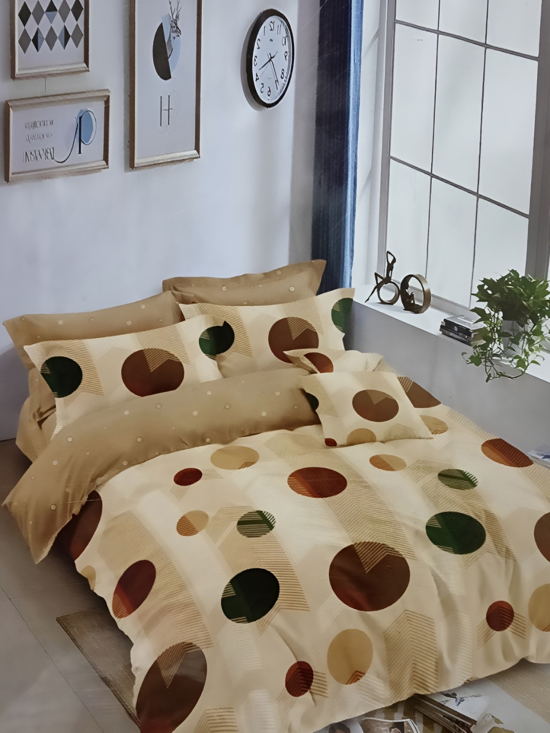 

Signature Brown & Red Geometric 160 TC King Bedsheet with 2 Pillow Covers