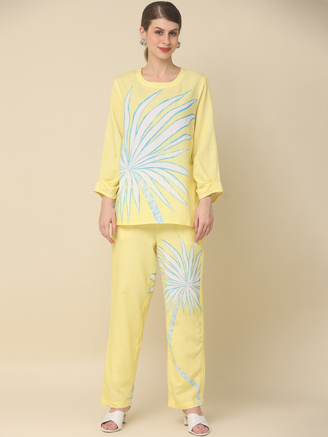 

Zolo Label Floral Printed Tunic With Trouser, Yellow