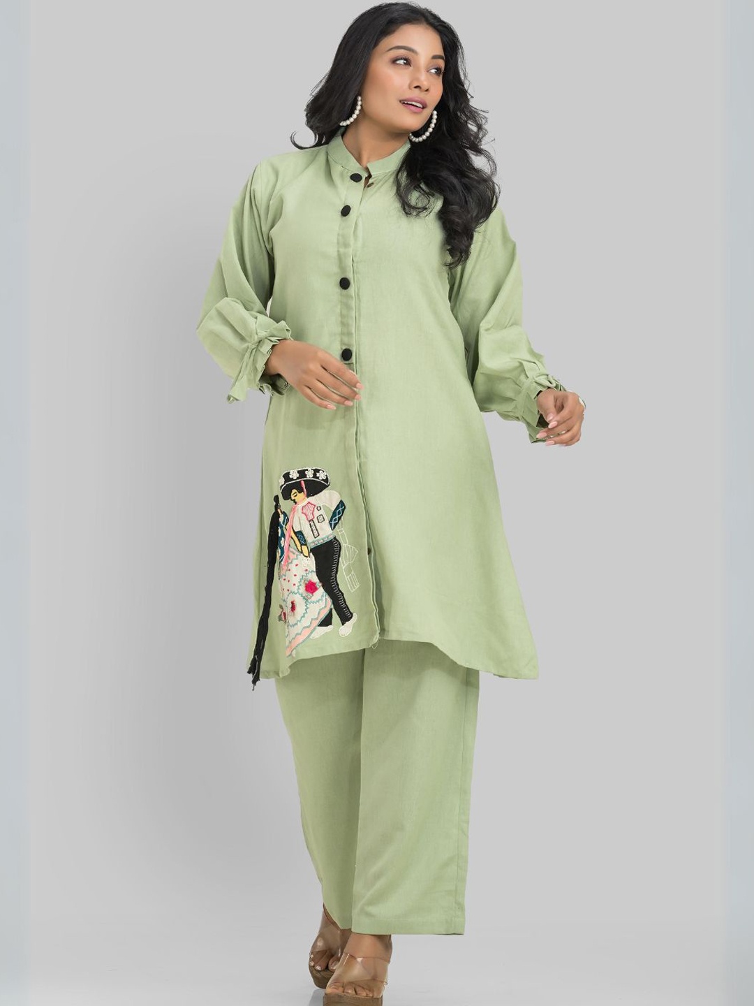 

Zolo Label Embroidered Shirt Collar Tunic With Trousers, Green
