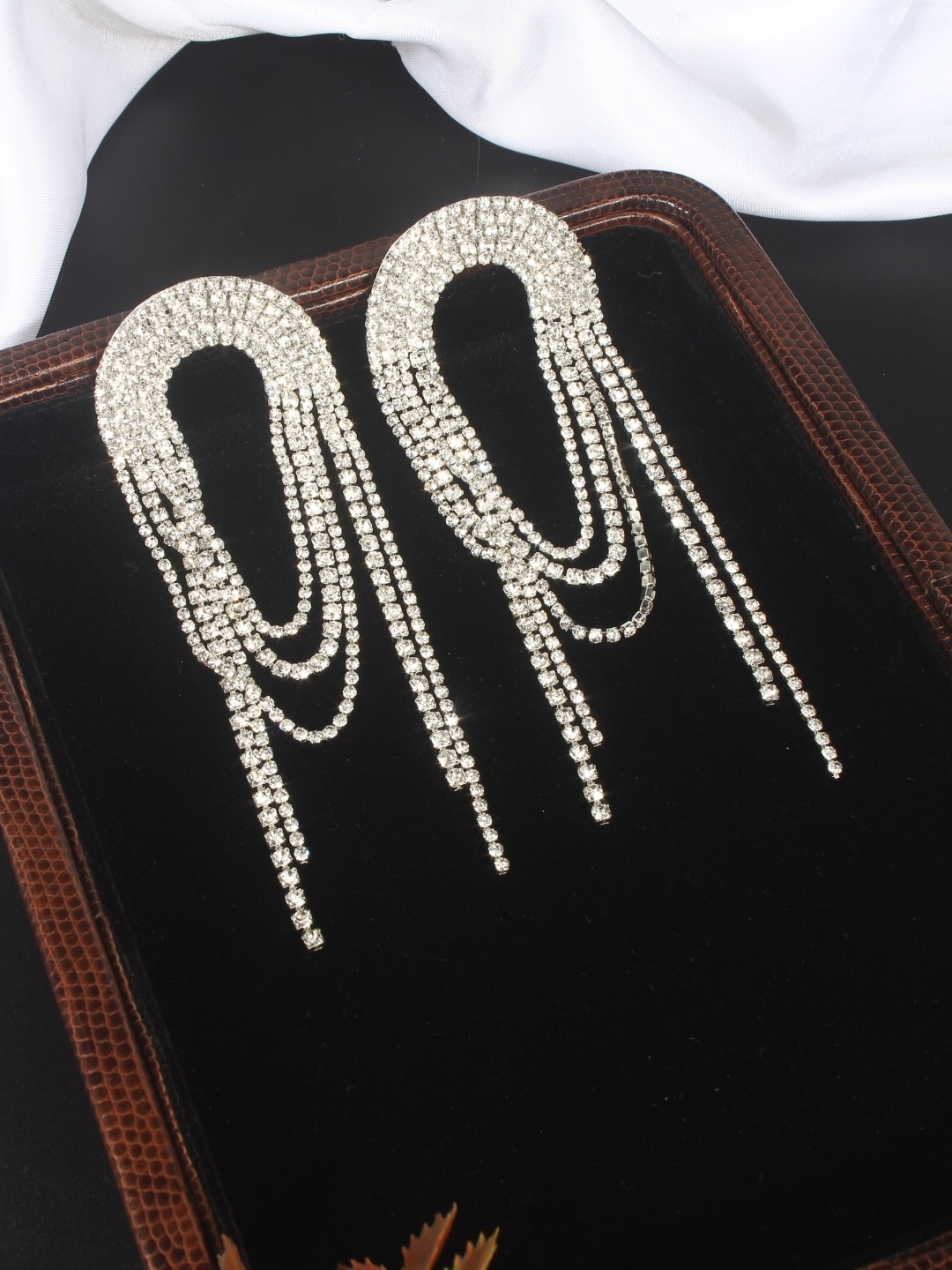 

DressBerry Silver-Plated Contemporary Drop Earrings