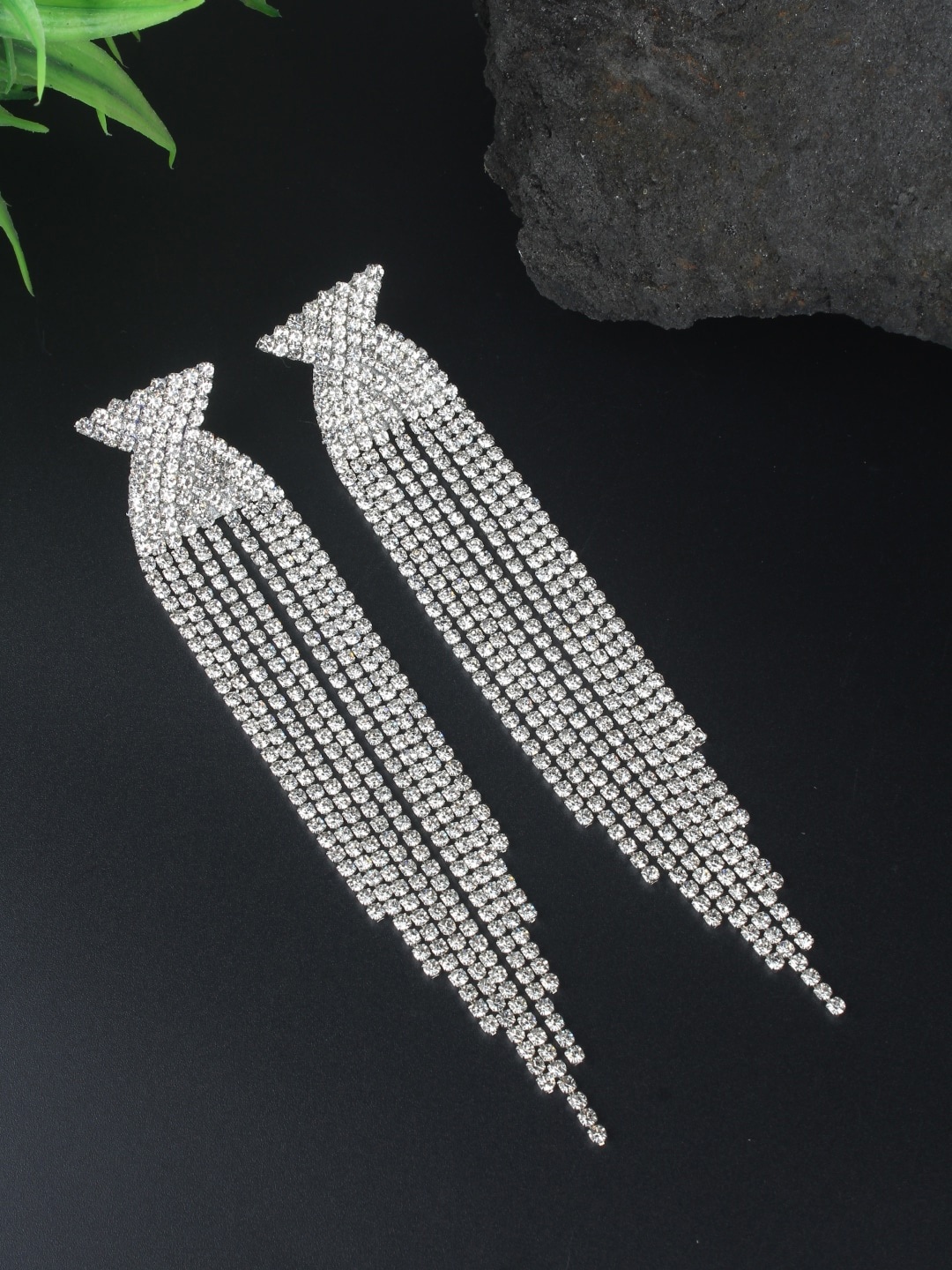 

DressBerry Silver-Plated Contemporary Studs Earrings